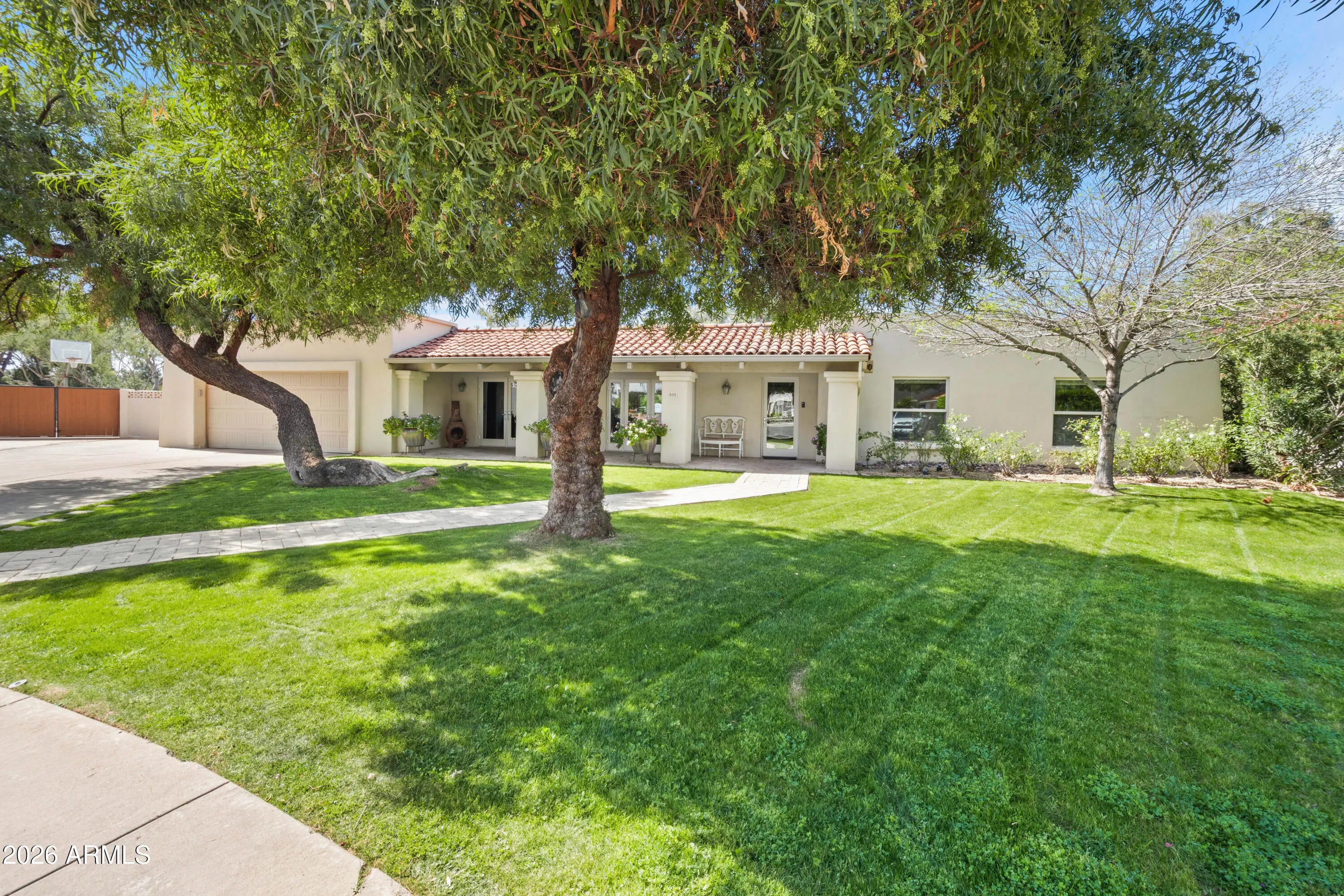 Photo of Listing #6988317