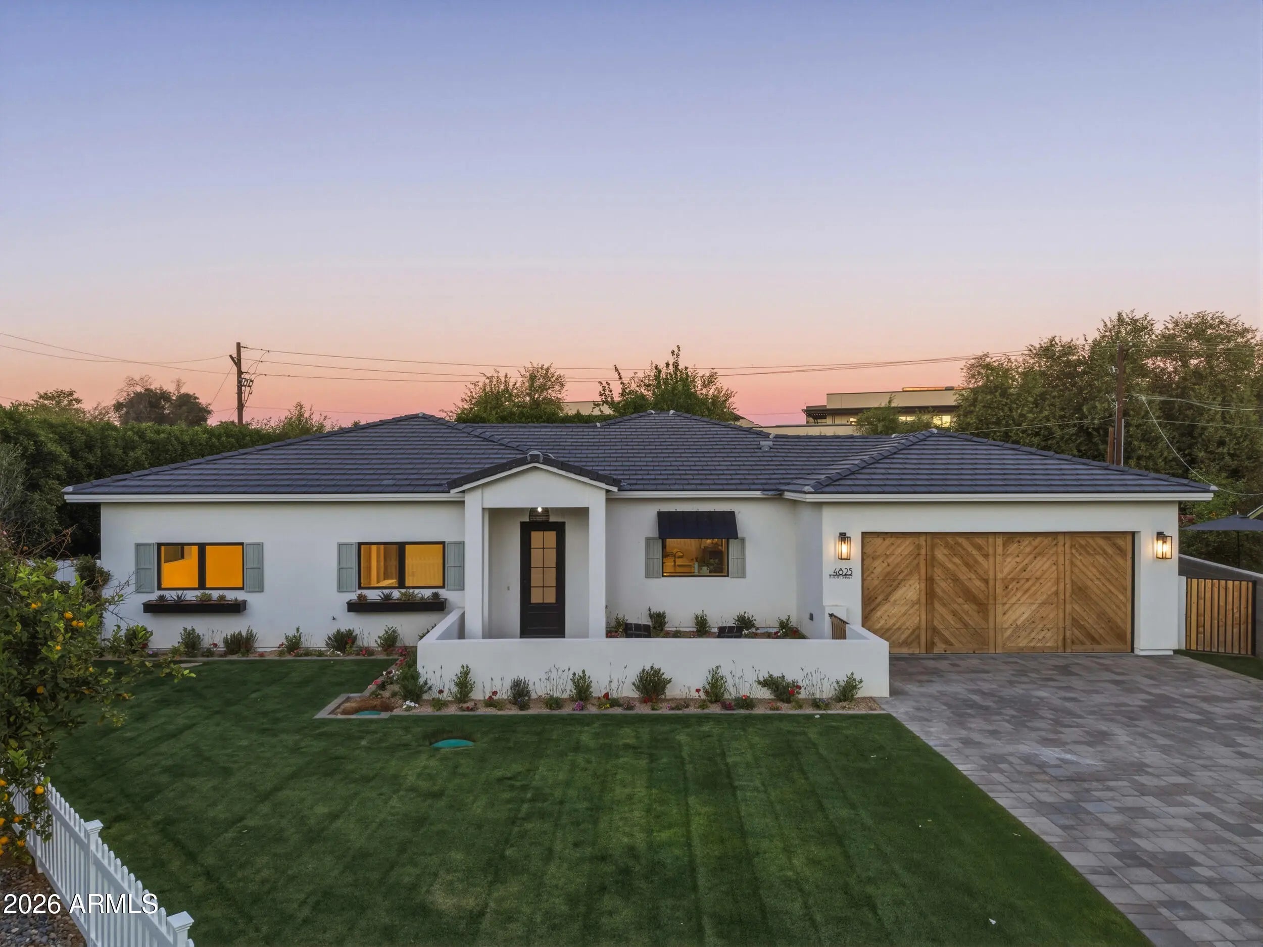 Photo of Listing #6988347