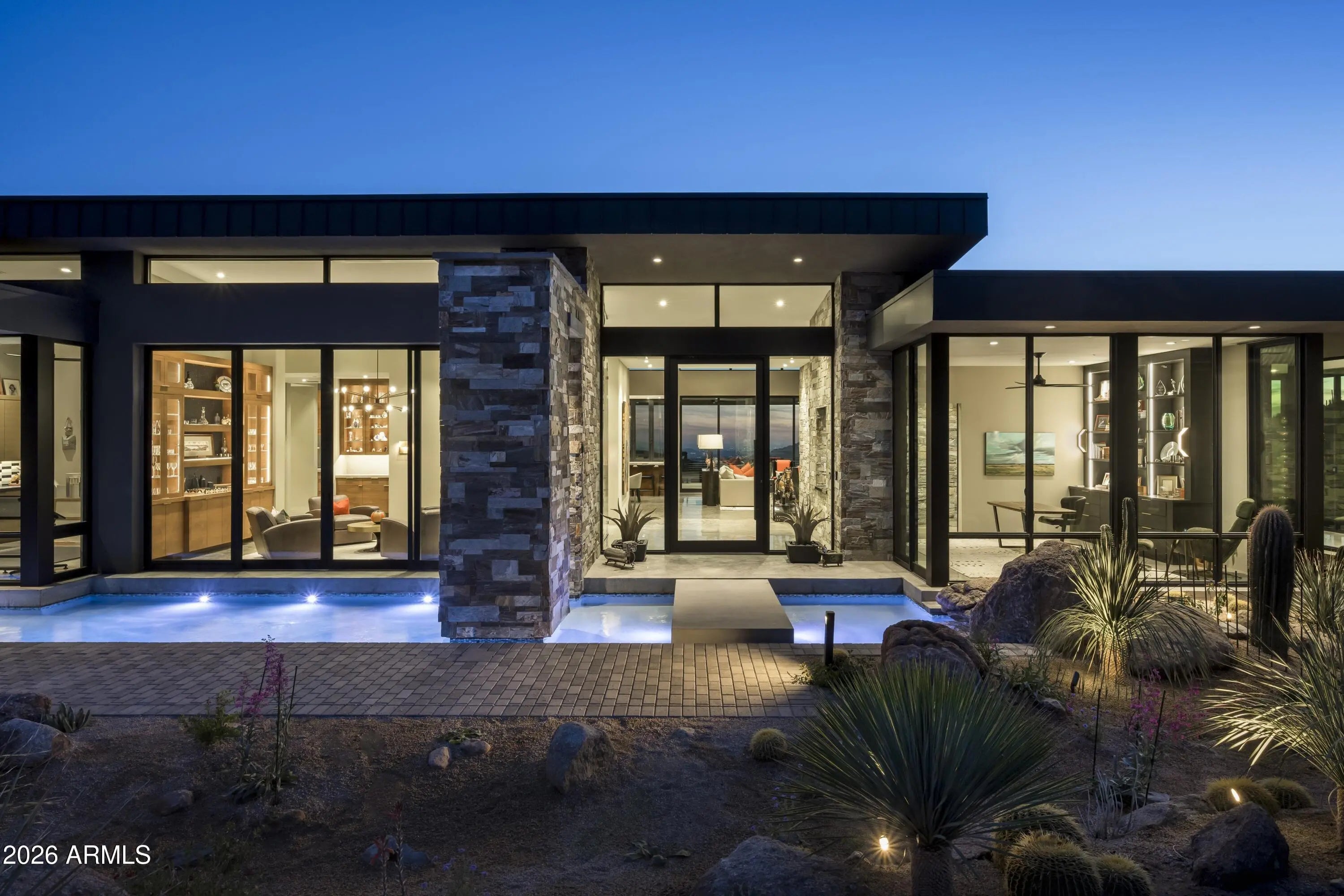 Photo of Listing #6988397