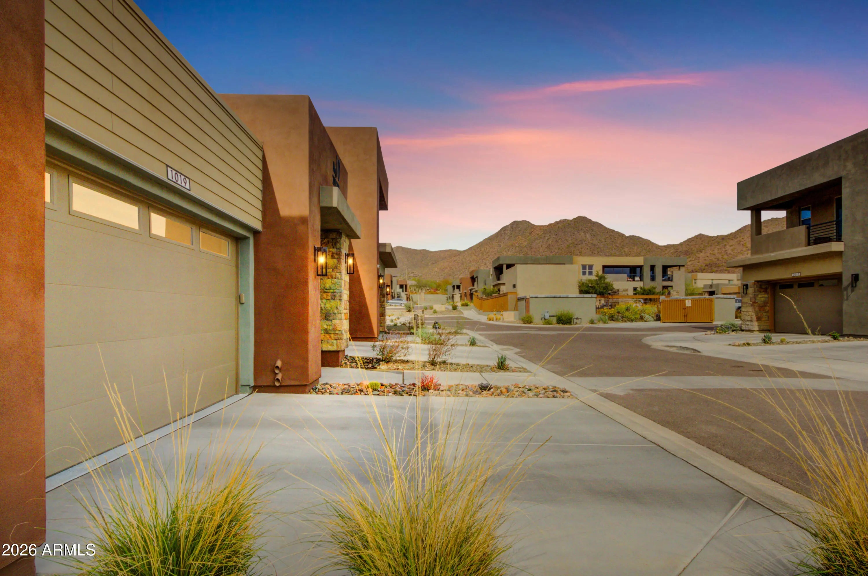 Photo of Listing #6988367