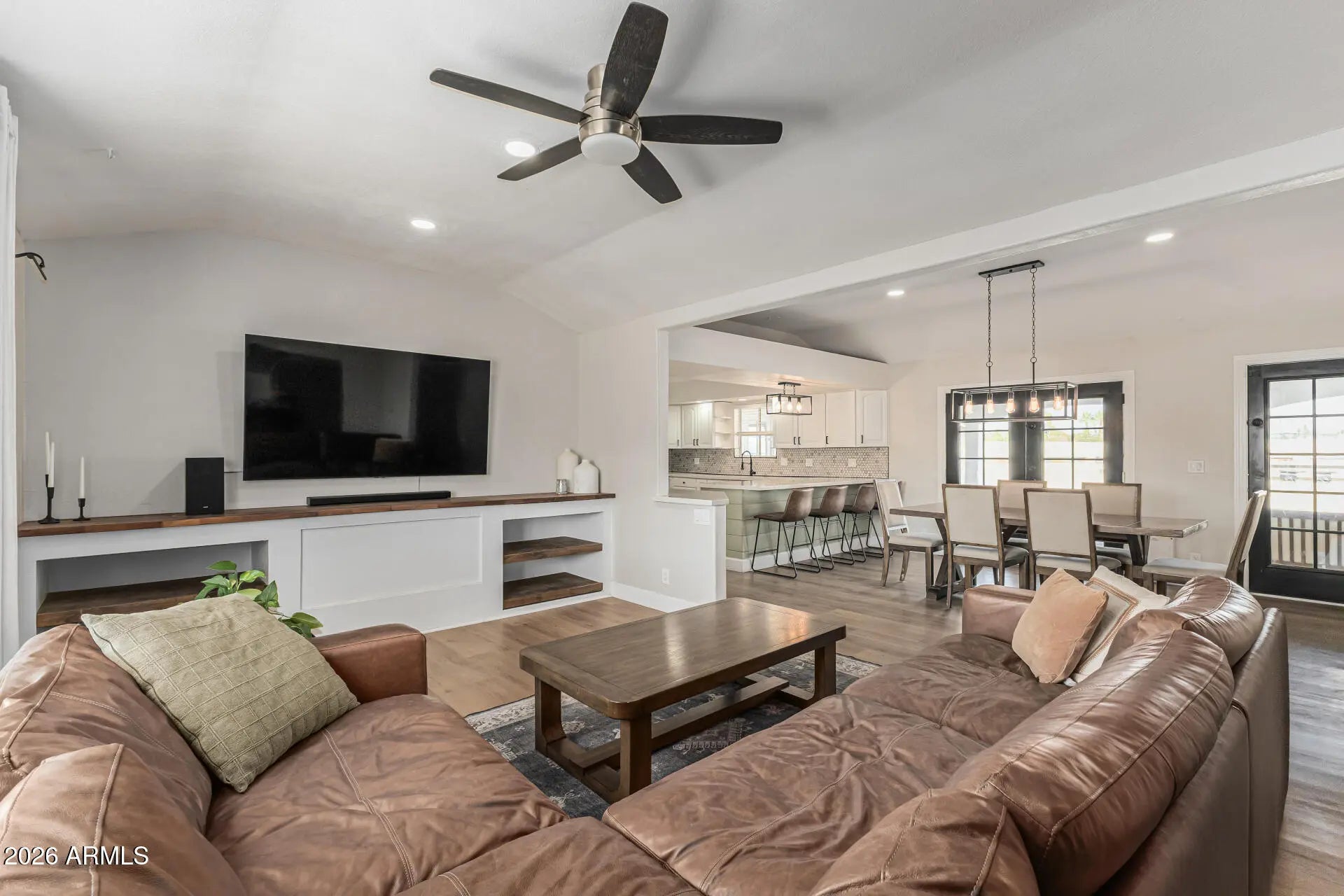 Photo of Listing #6992476