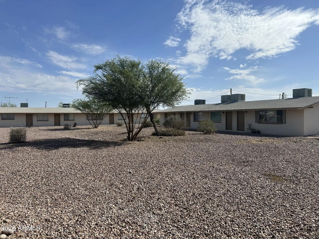 4220 N Granada Drive, Eloy