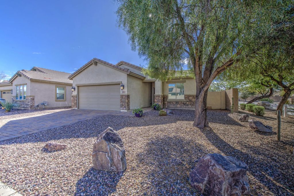 619 E Canyon Rock Road, San Tan Valley