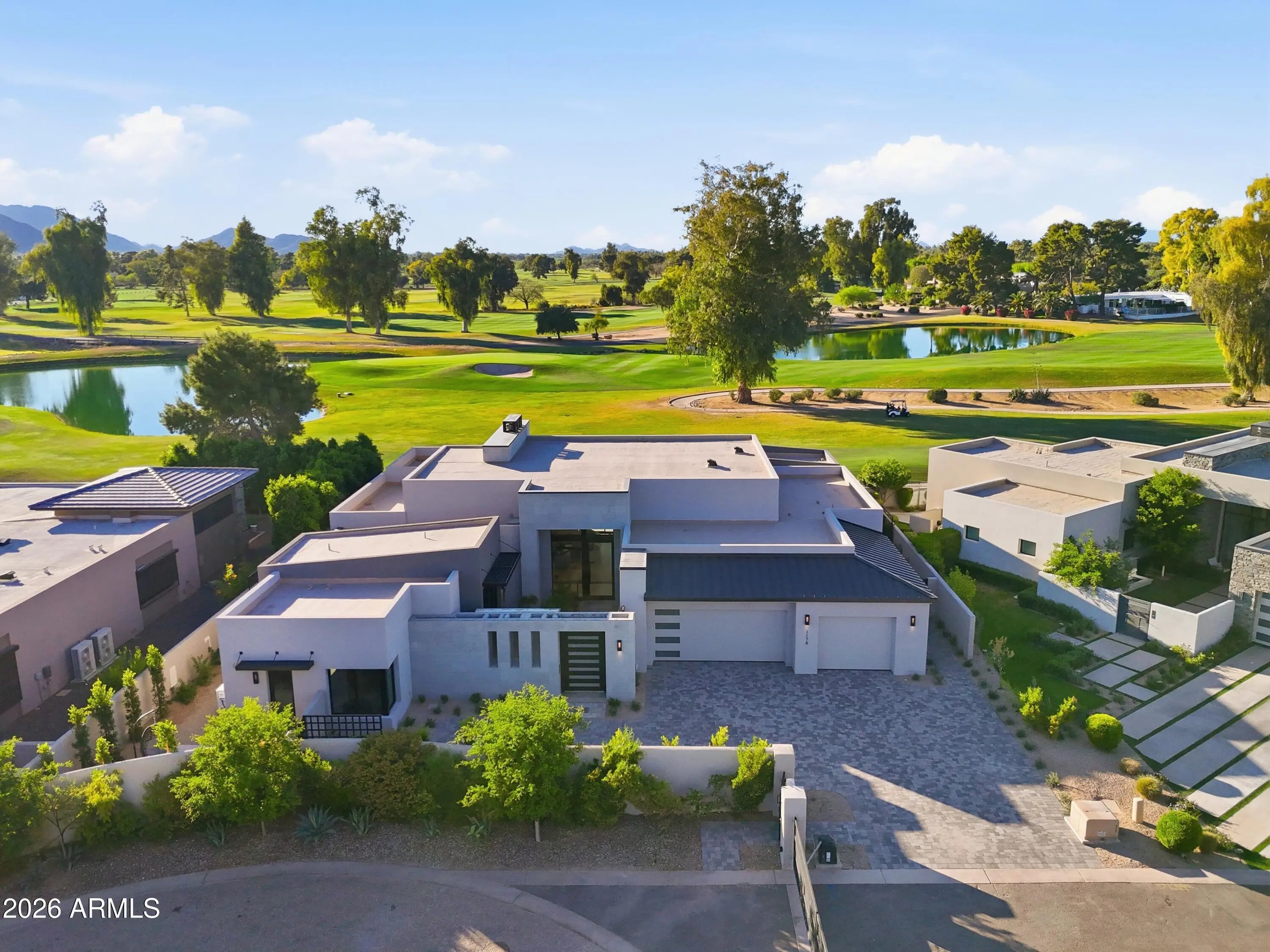 Photo of Listing #6989117