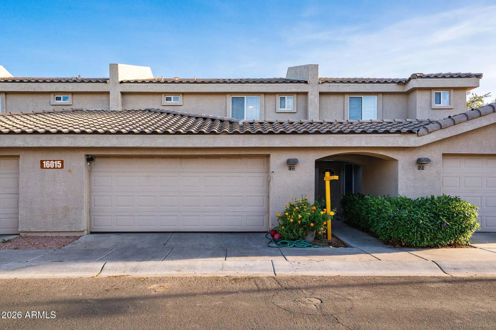 Photo of Listing #6989835