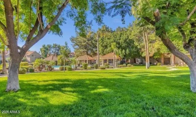 Photo of Listing #6988699