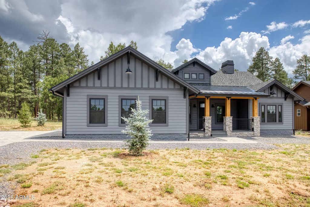 2281 W Edgewater, Show Low