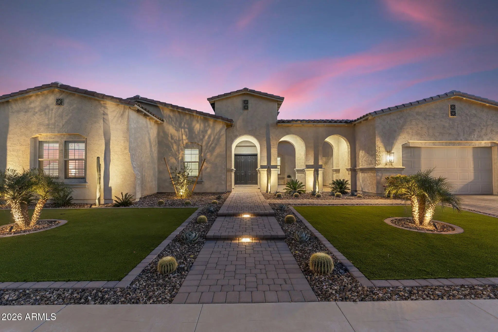 Photo of Listing #6989967