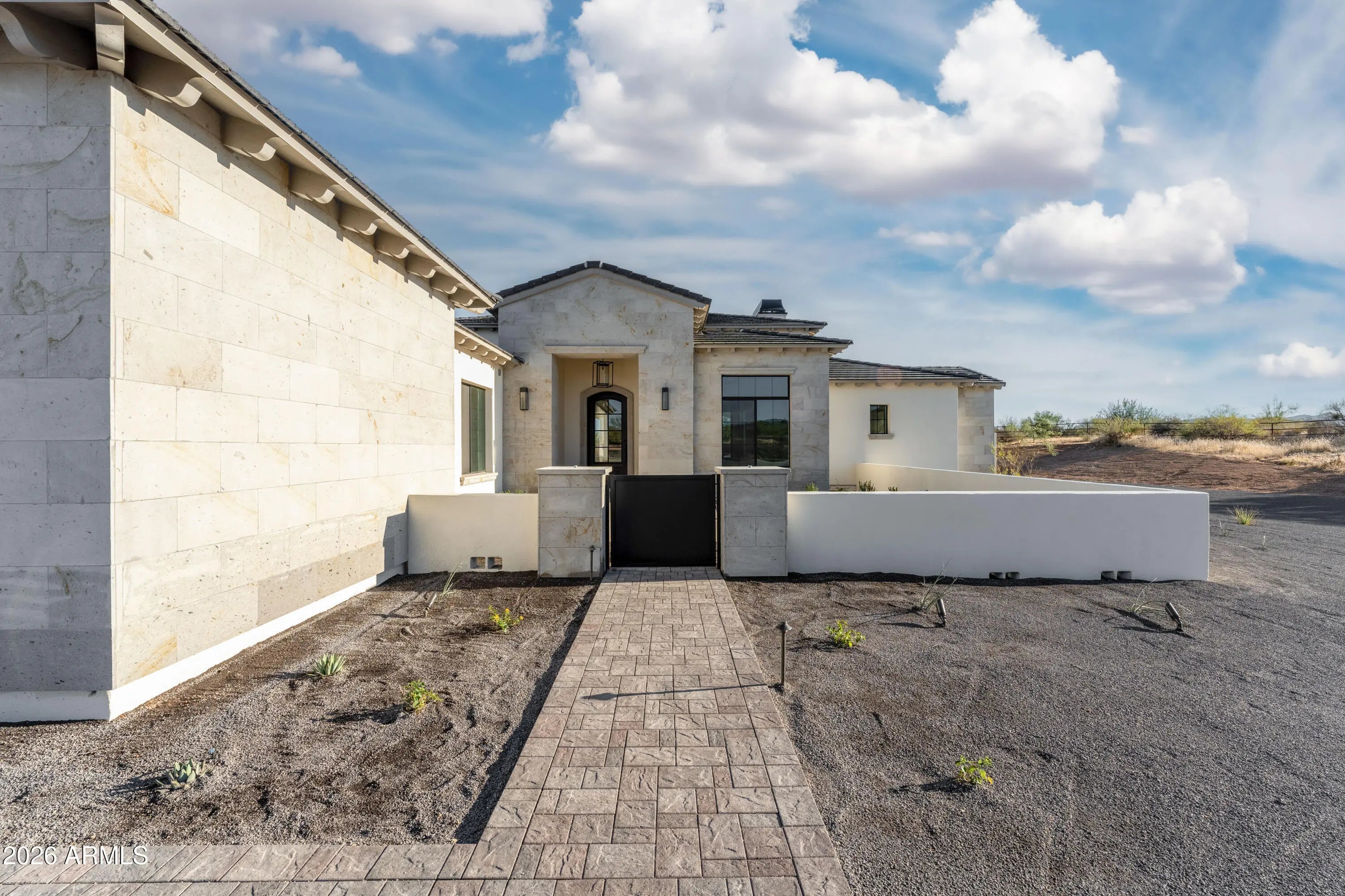 Photo of Listing #6988702