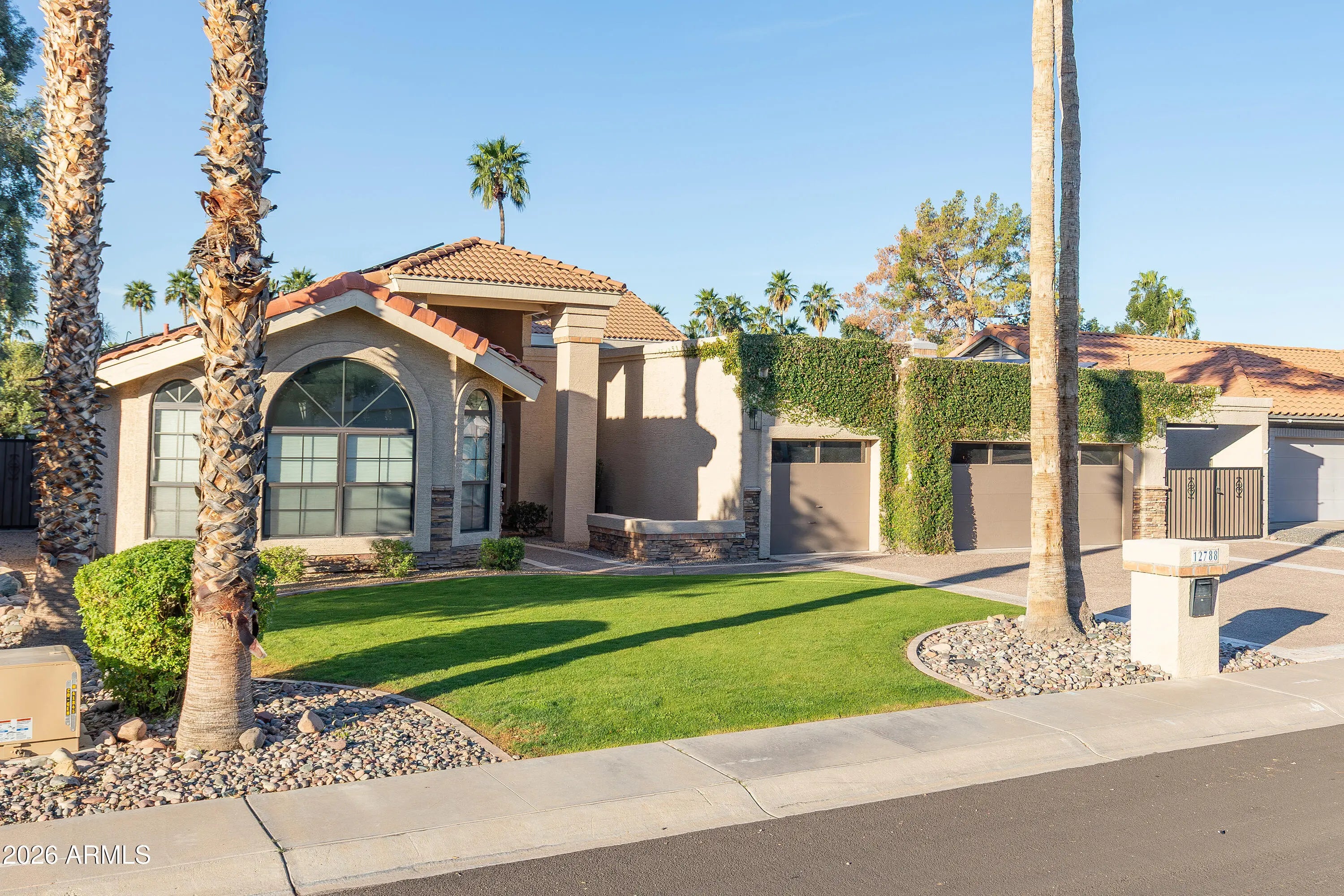 Photo of Listing #6998705