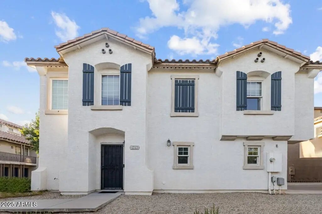 Photo of Listing #6989069