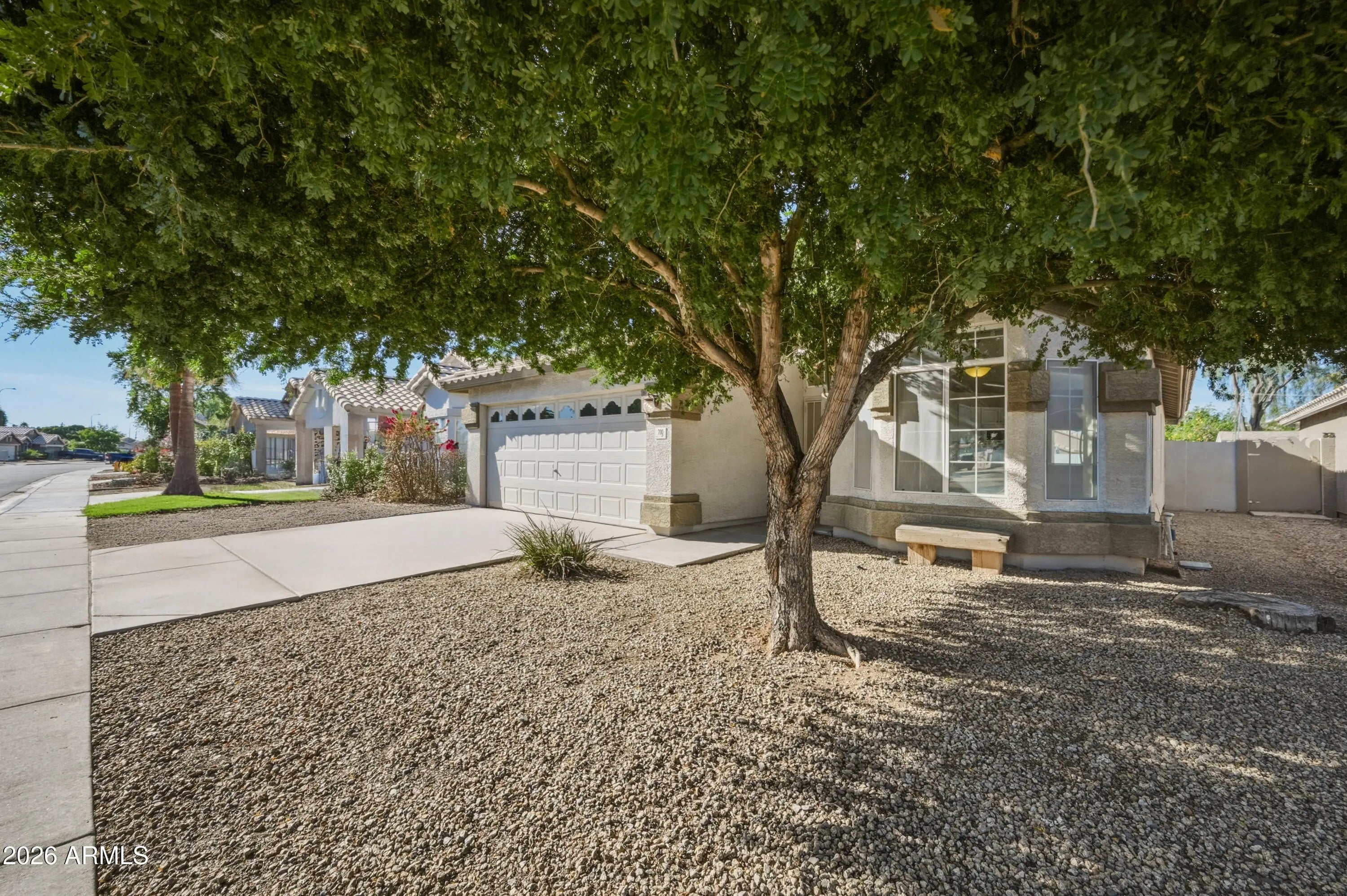 Photo of Listing #6990082