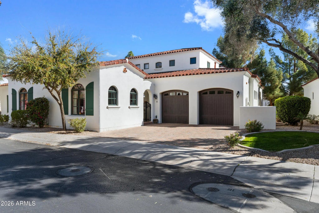 1777 W Ocotillo Road (unit 16), Chandler