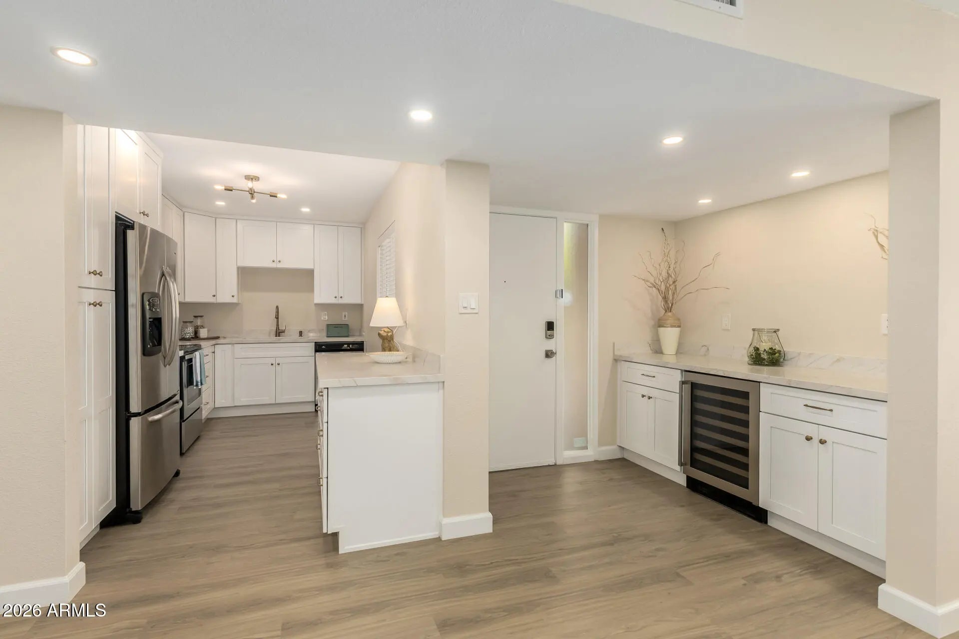 Photo of Listing #6993253