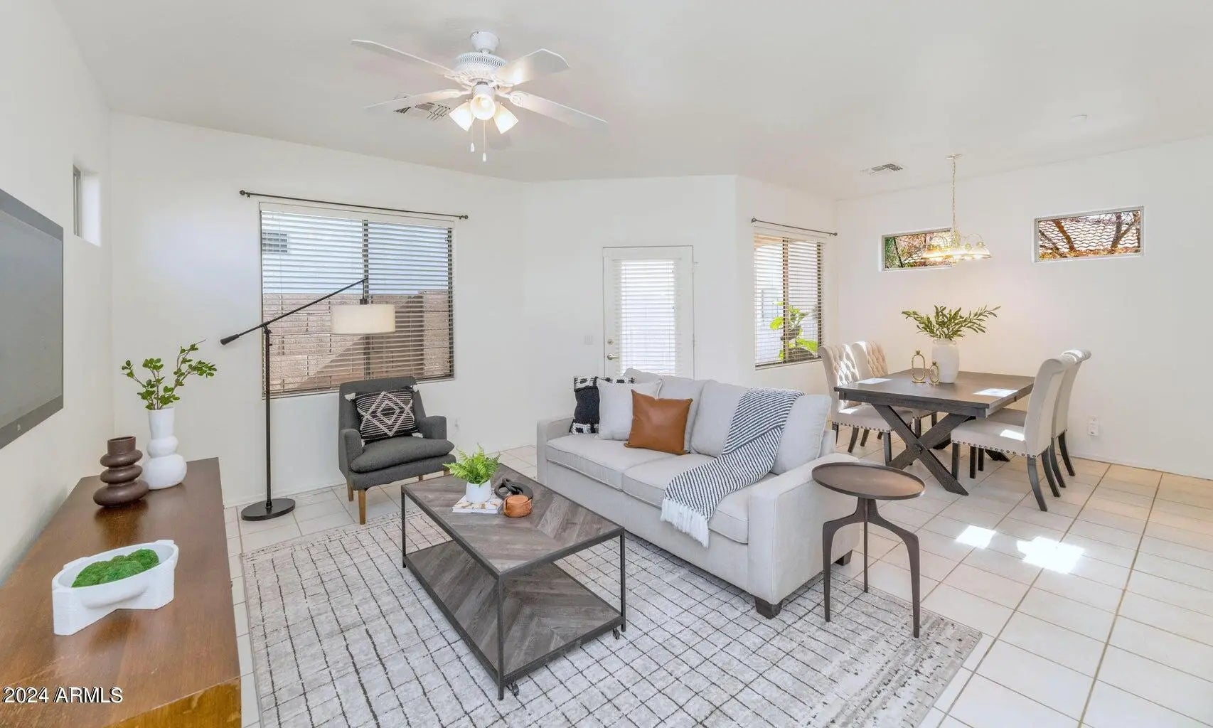 Photo of Listing #6989081