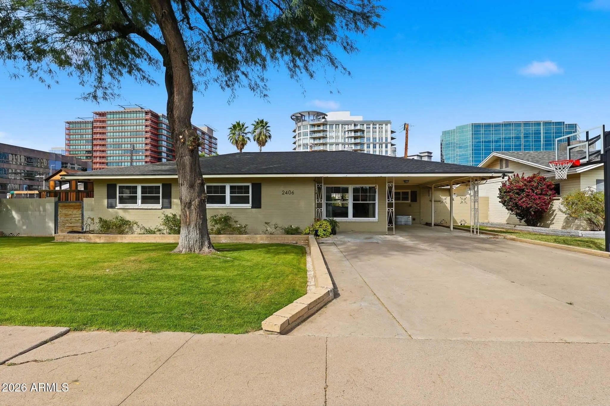 Photo of Listing #6991093