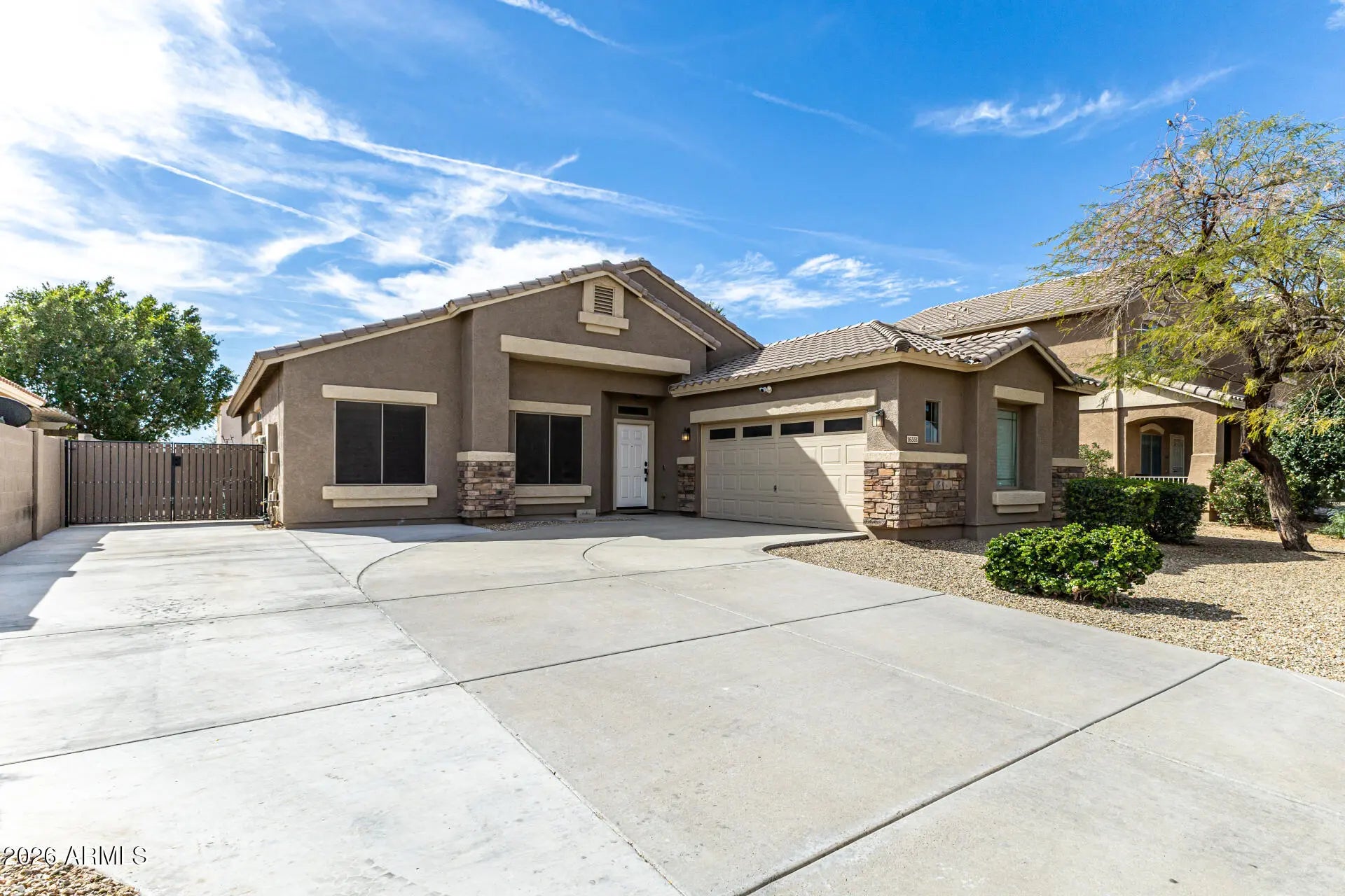 Photo of Listing #6989234