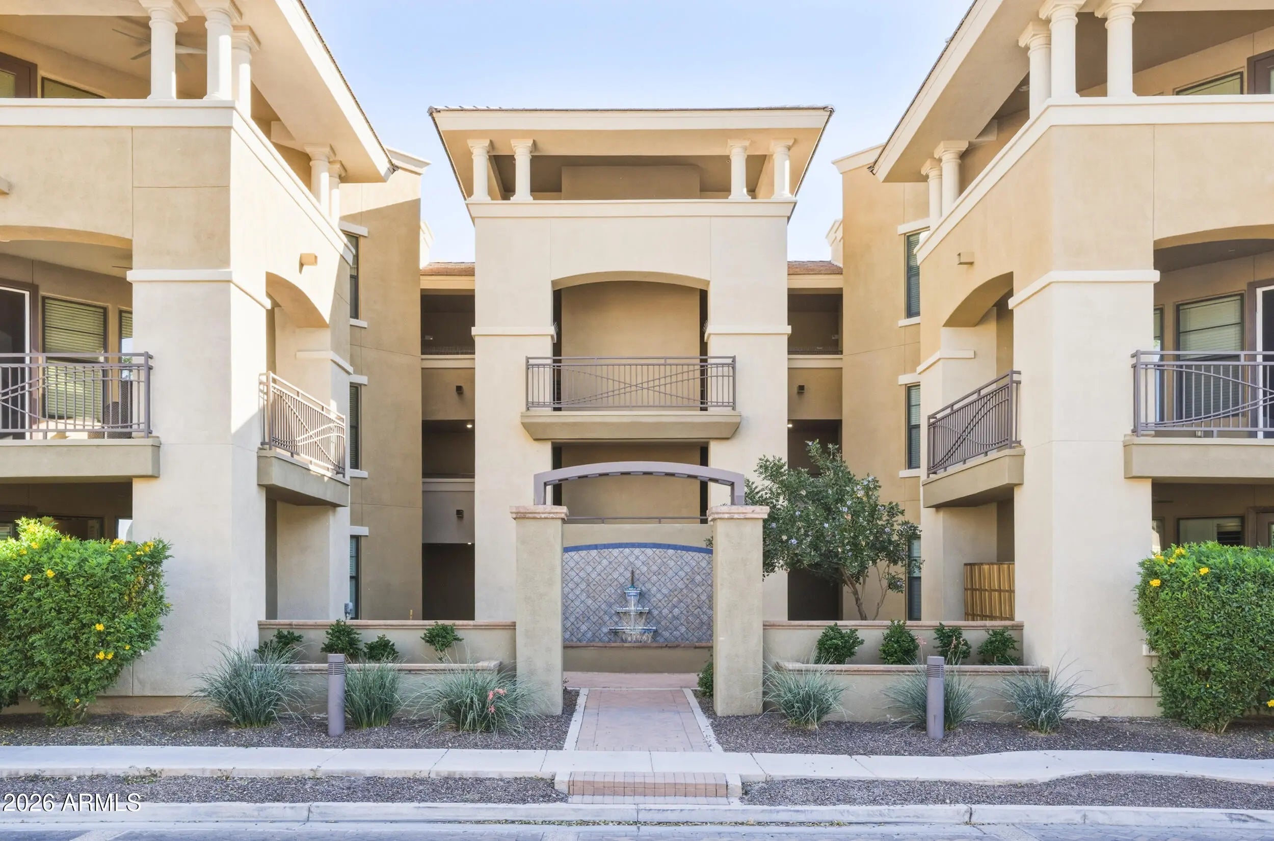 Photo of Listing #6993930