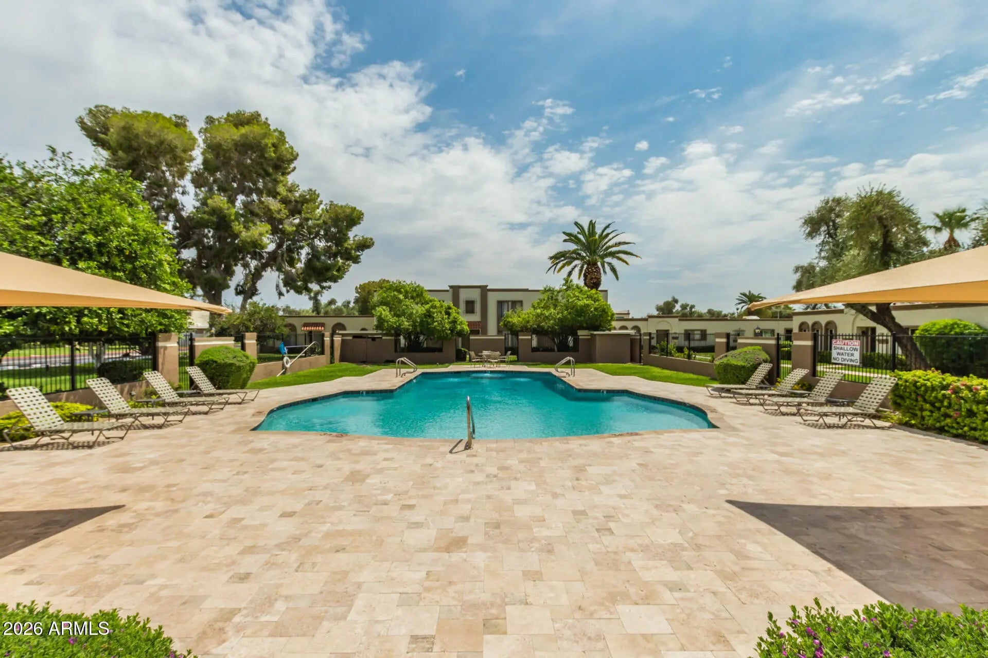 Photo of Listing #6989419