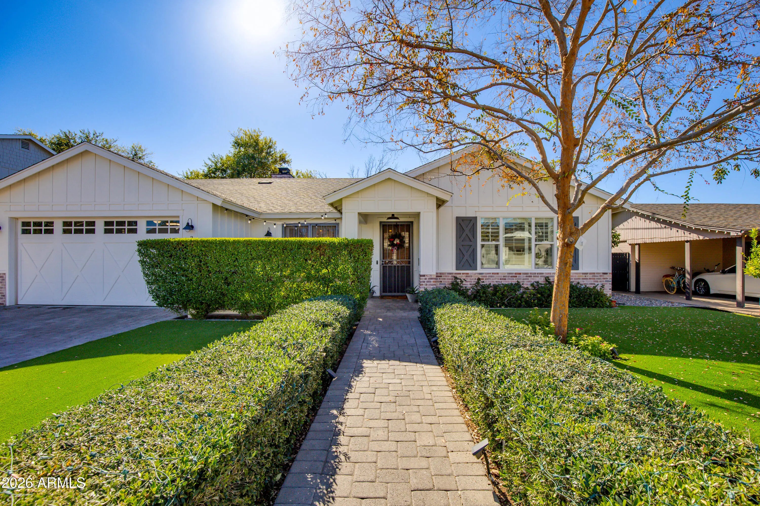 Photo of Listing #6989857