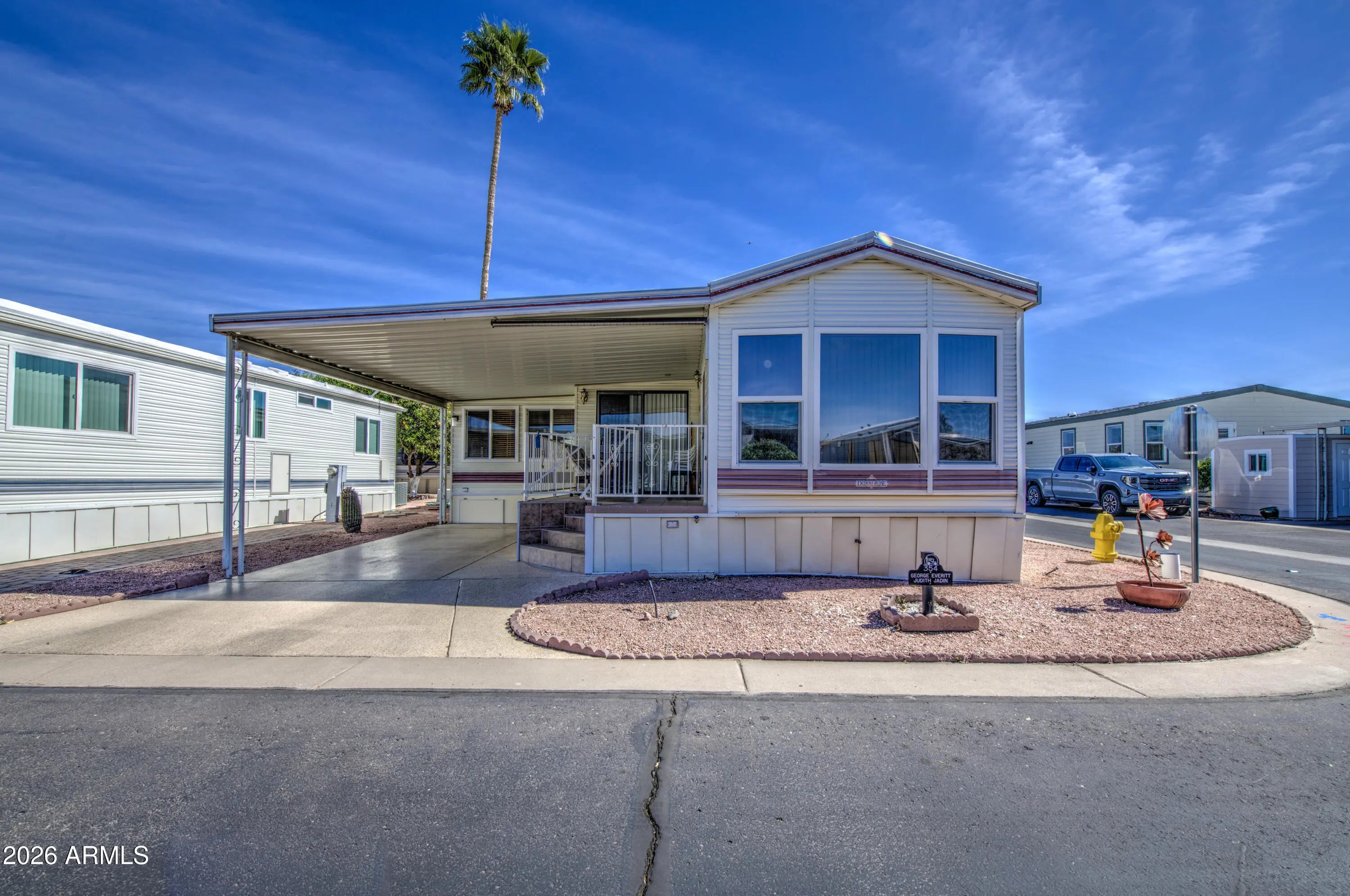 Photo of Listing #6989670