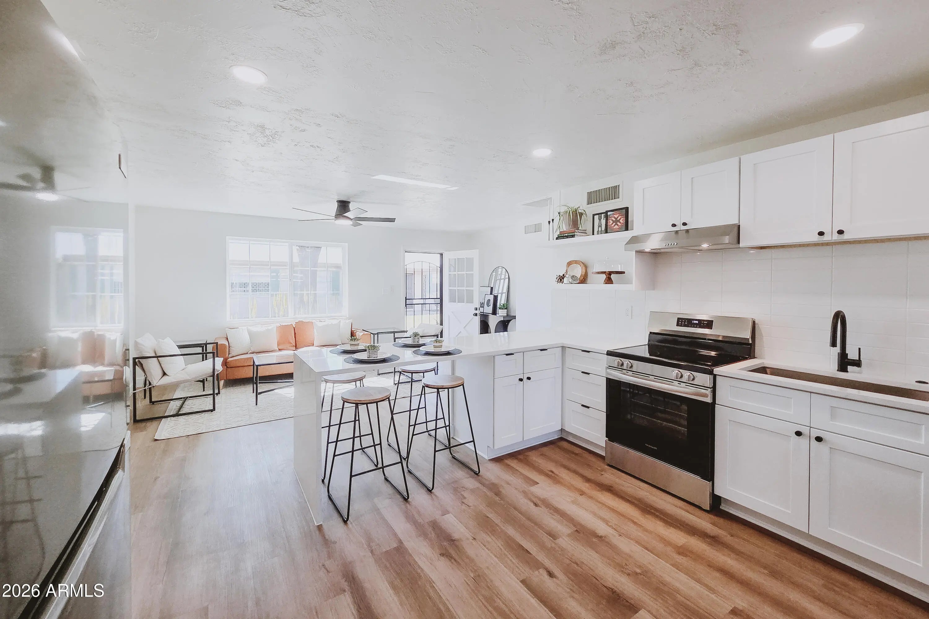 Photo of Listing #6991106