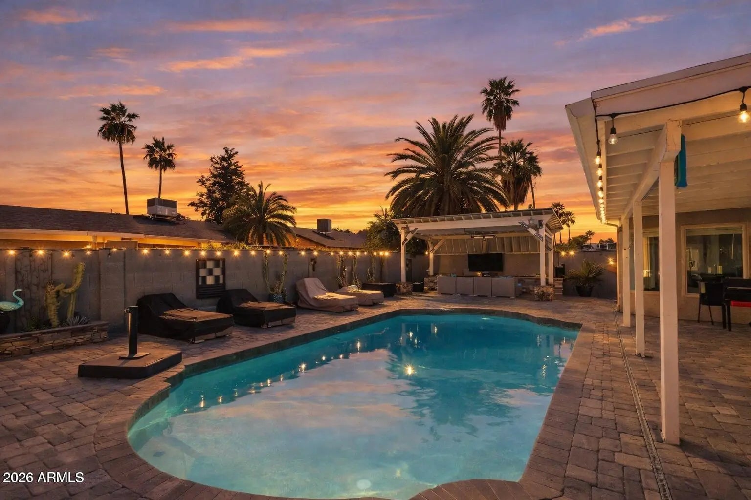 Photo of Listing #6990037