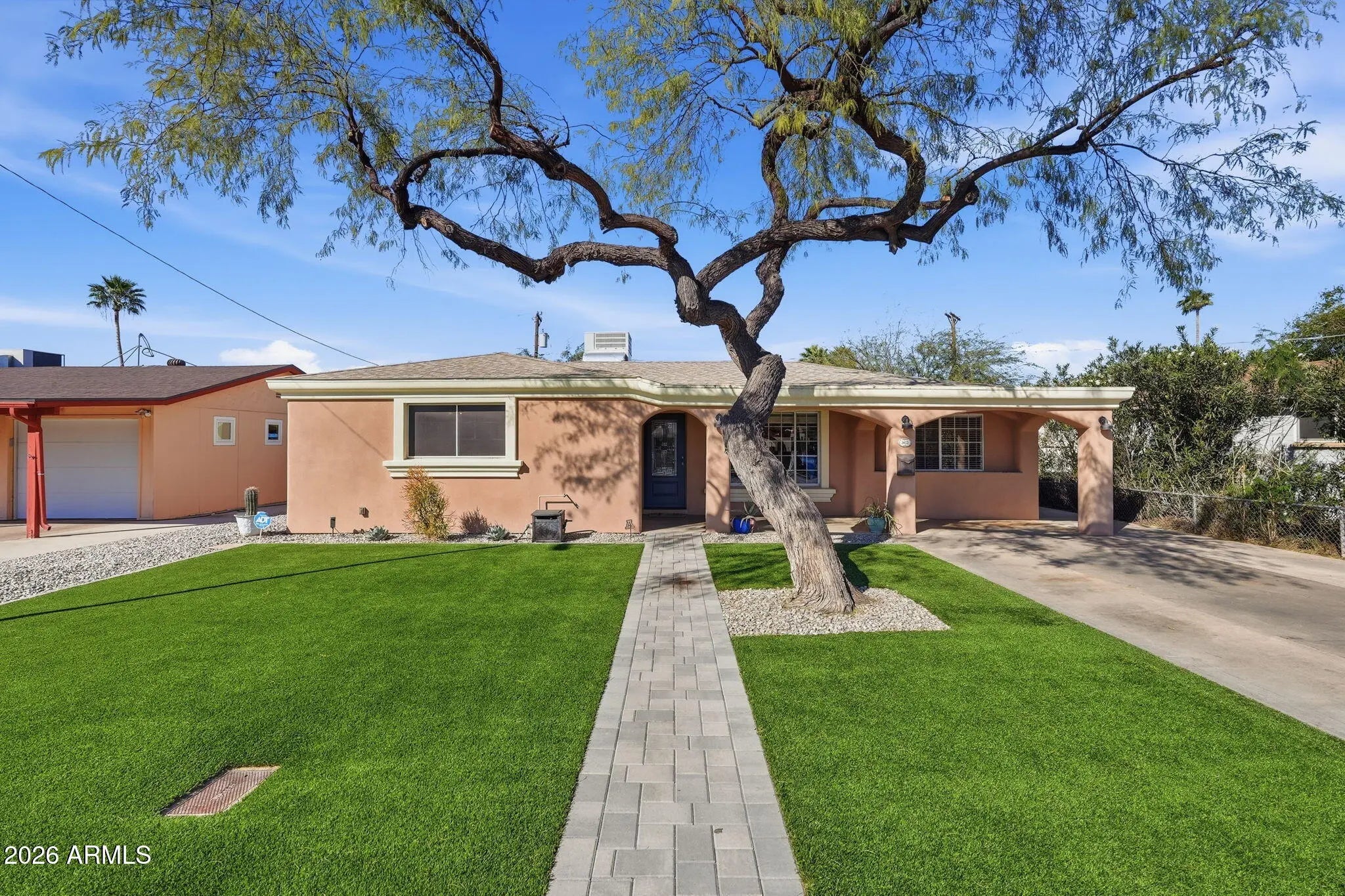 Photo of Listing #6993615