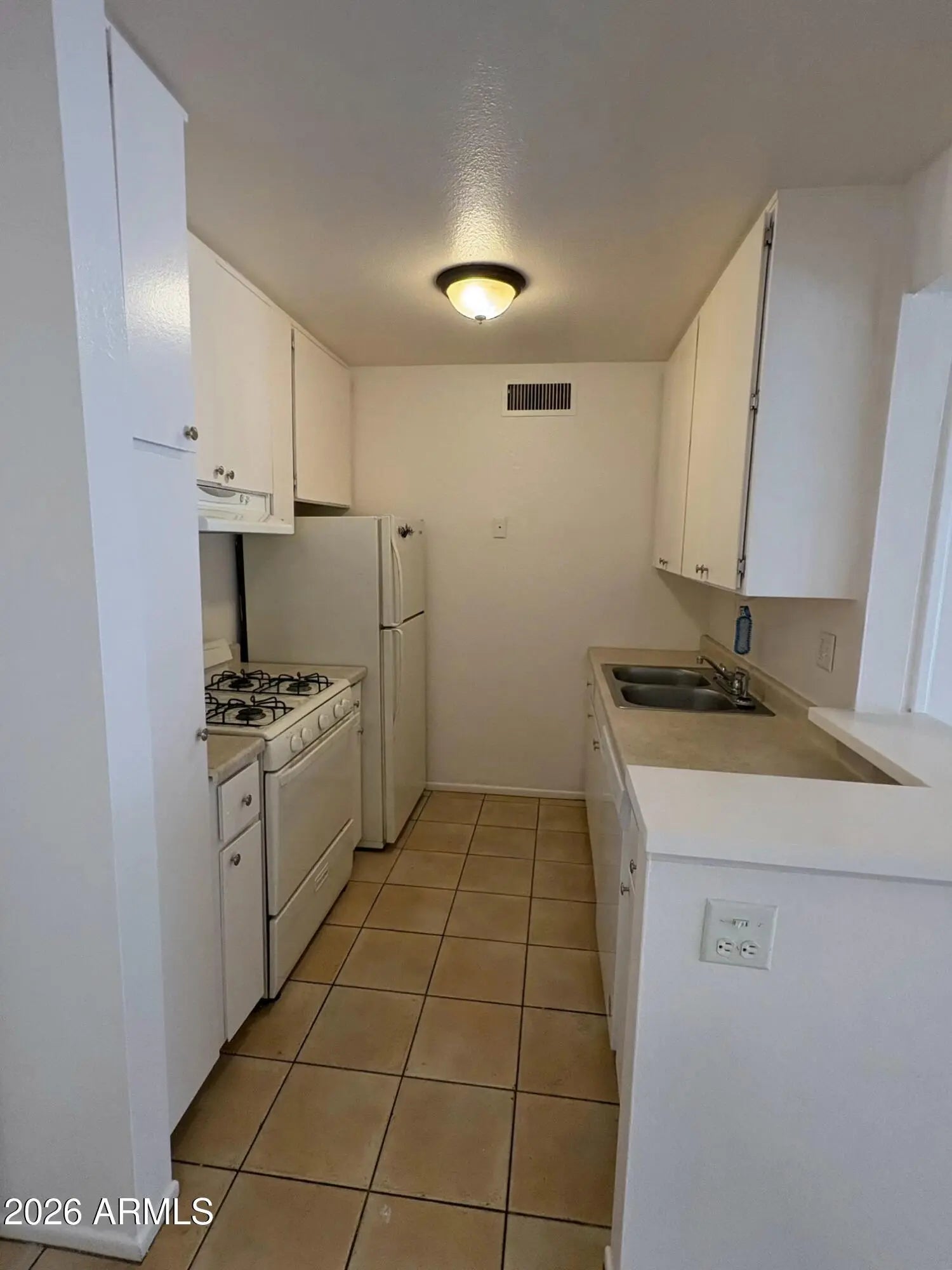 Photo of Listing #6990693