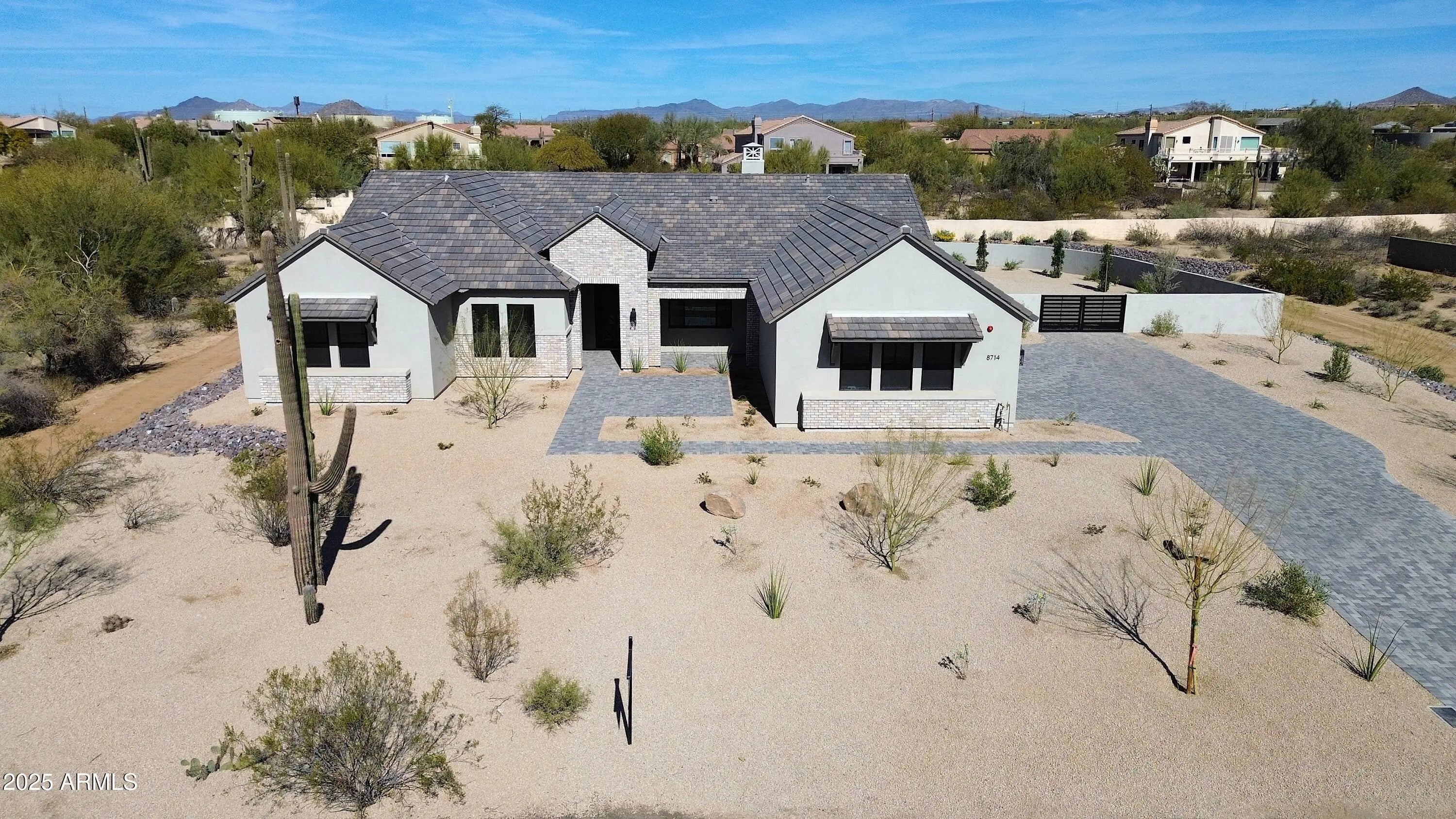 Photo of Listing #6989718