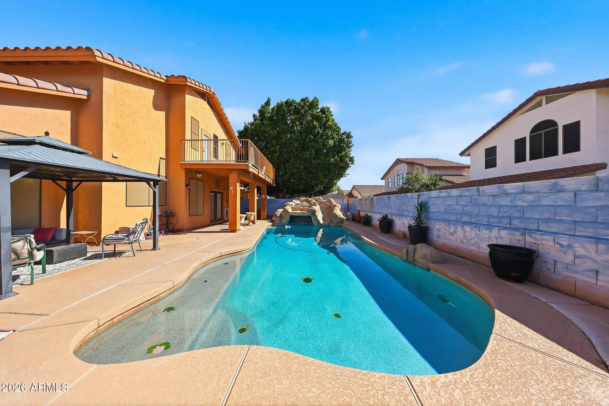 Photo of Listing #6990222