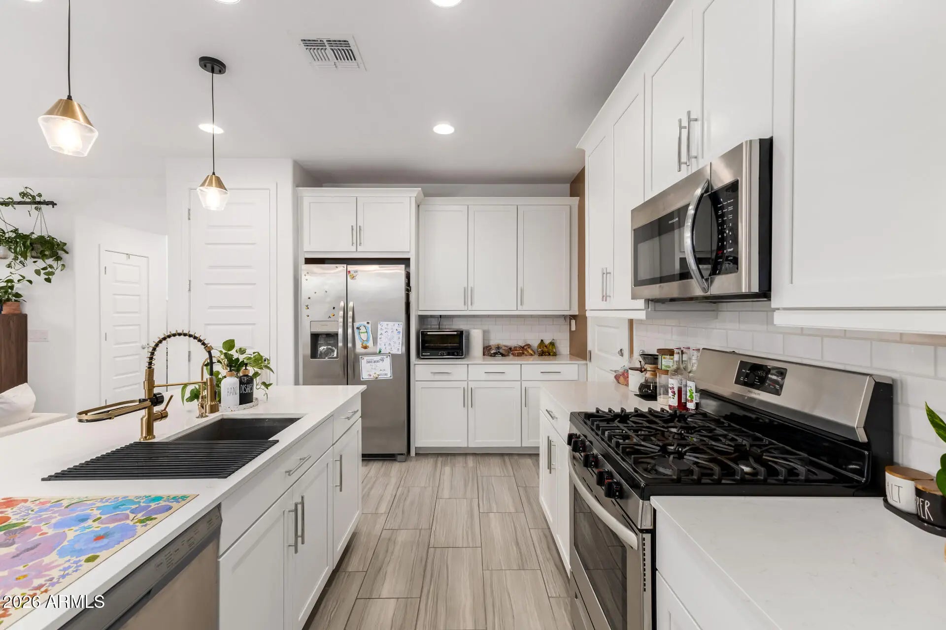 Photo of Listing #6991824