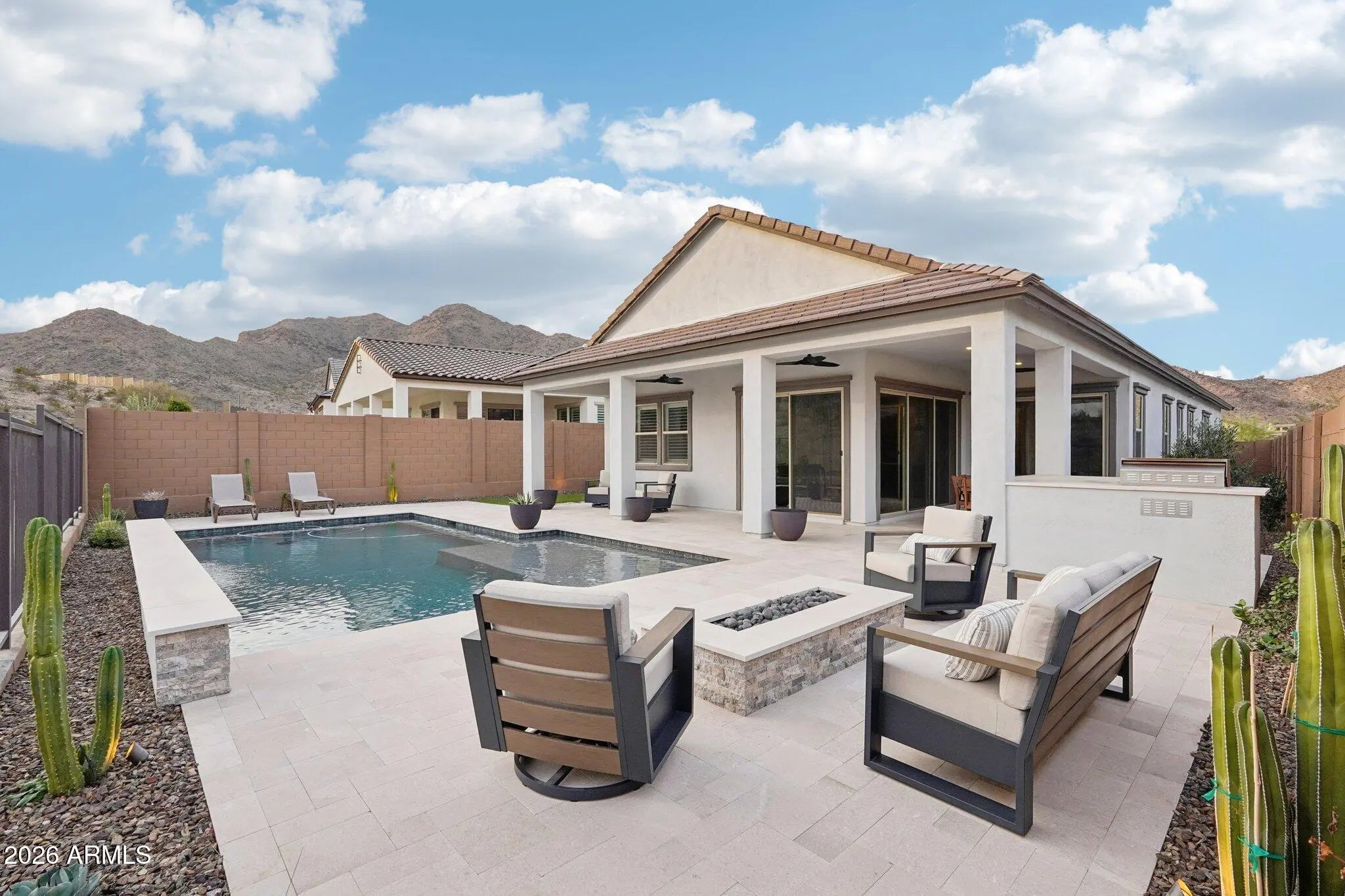 Photo of Listing #6989918