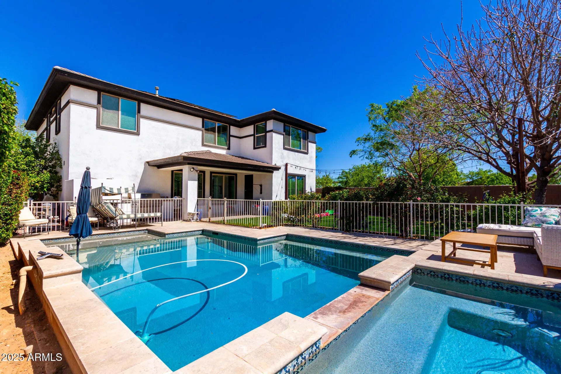 Photo of Listing #6989819