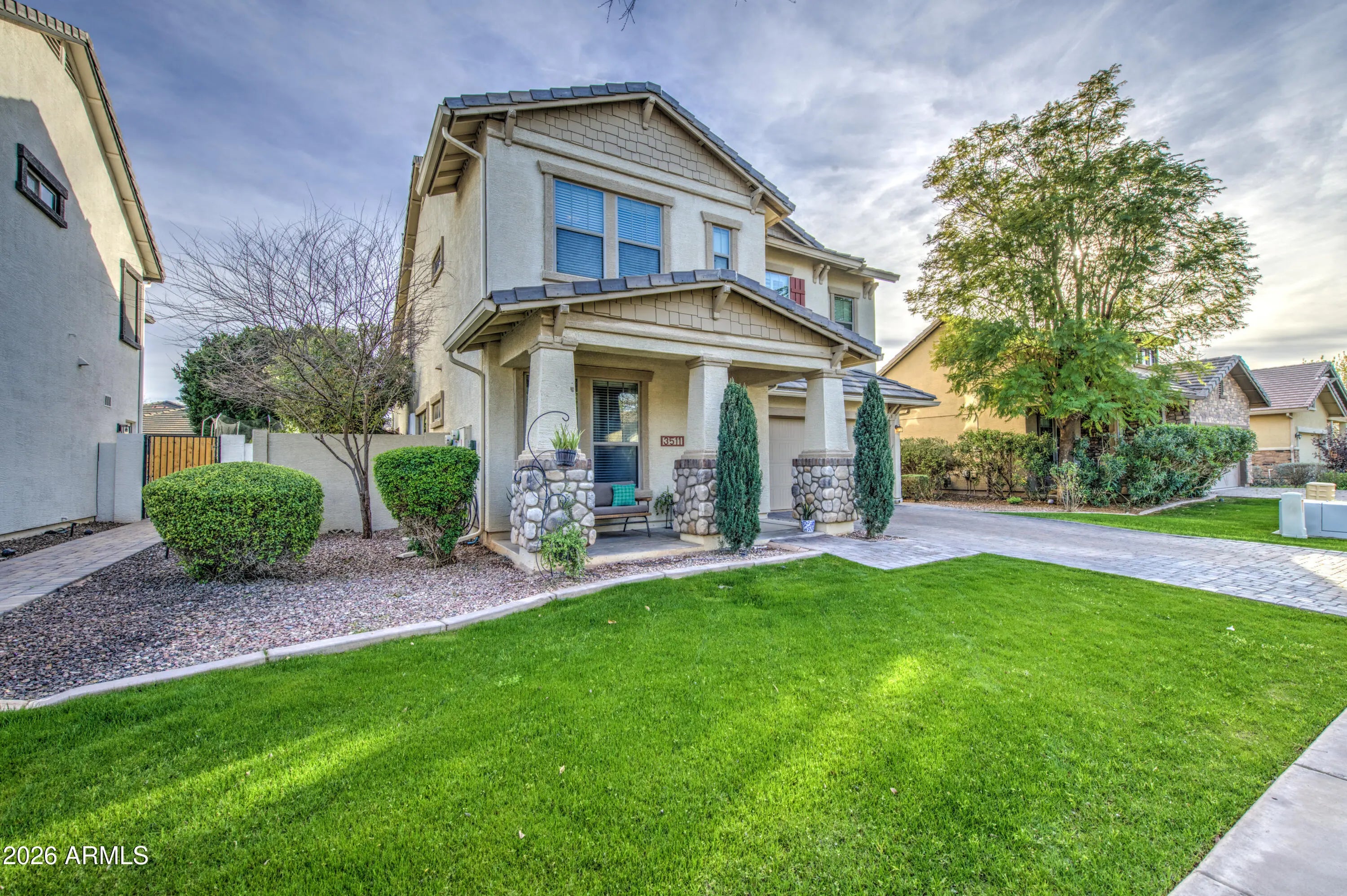 Photo of Listing #6990070