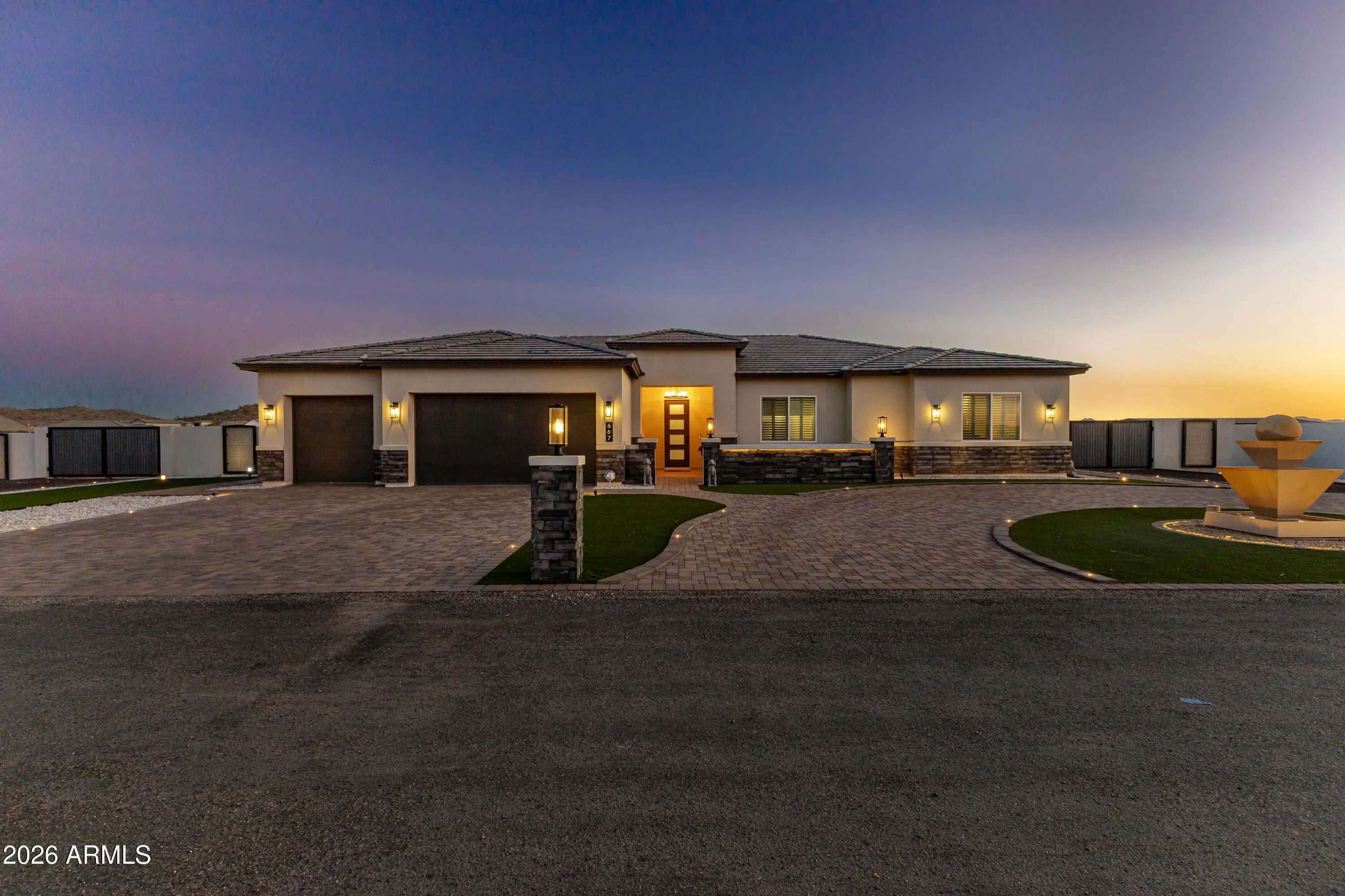 Photo of Listing #6990331