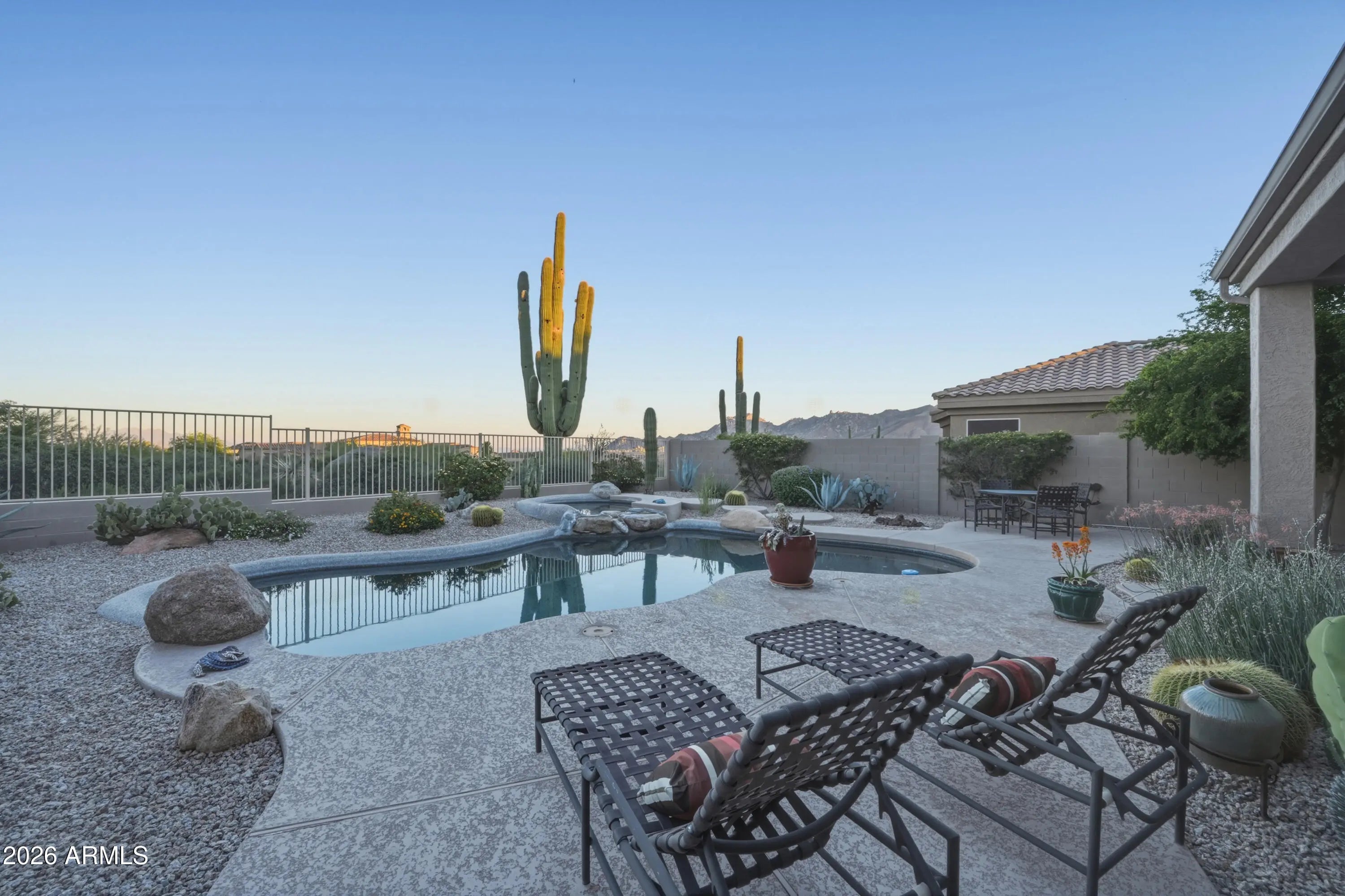 Photo of Listing #6998087