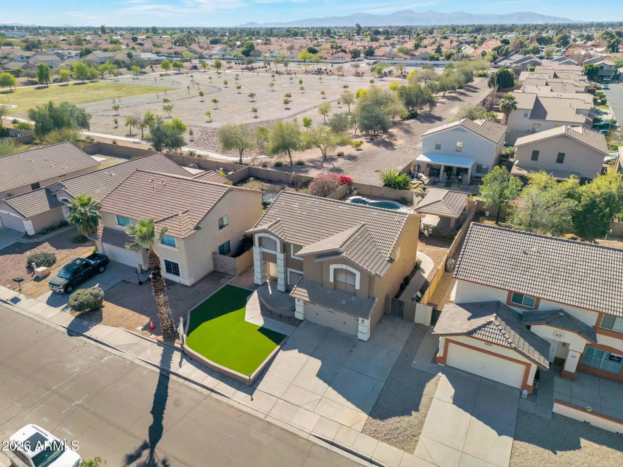 Photo of Listing #6990164