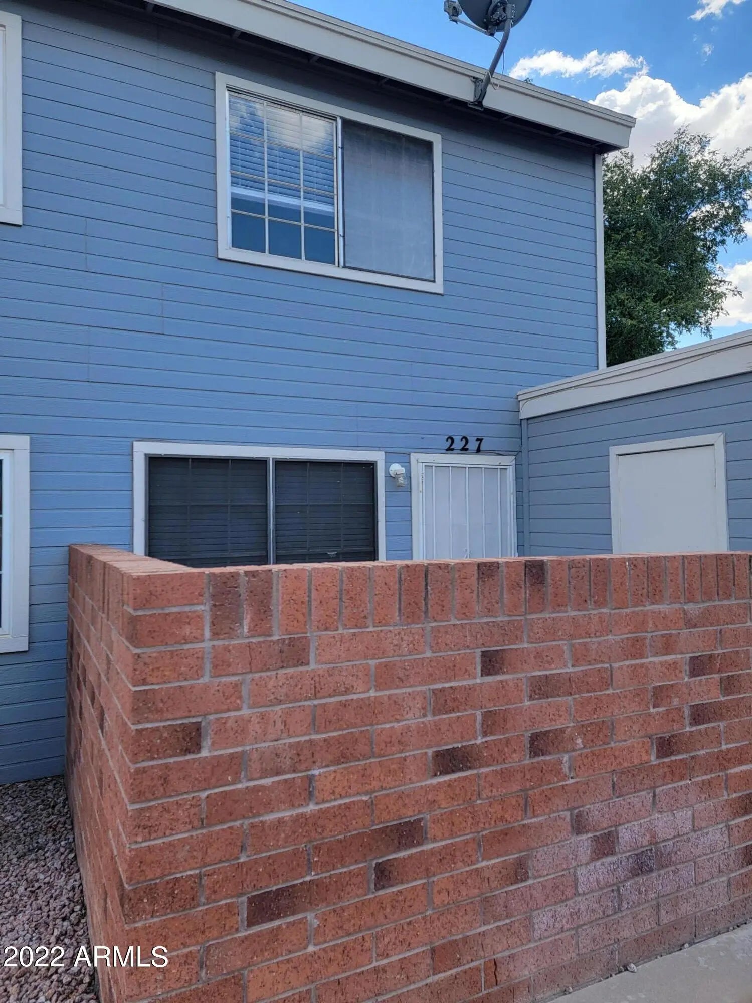 Photo of Listing #6990155