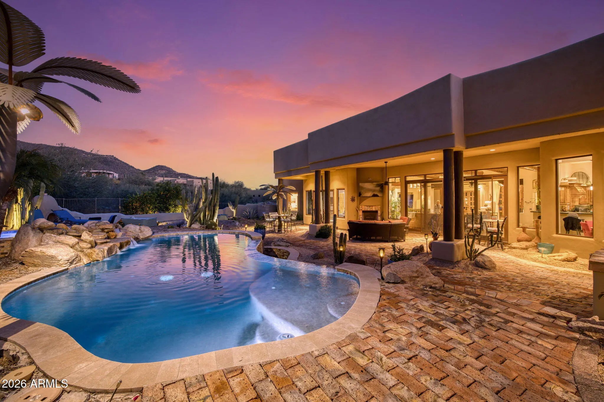 Photo of Listing #6990639