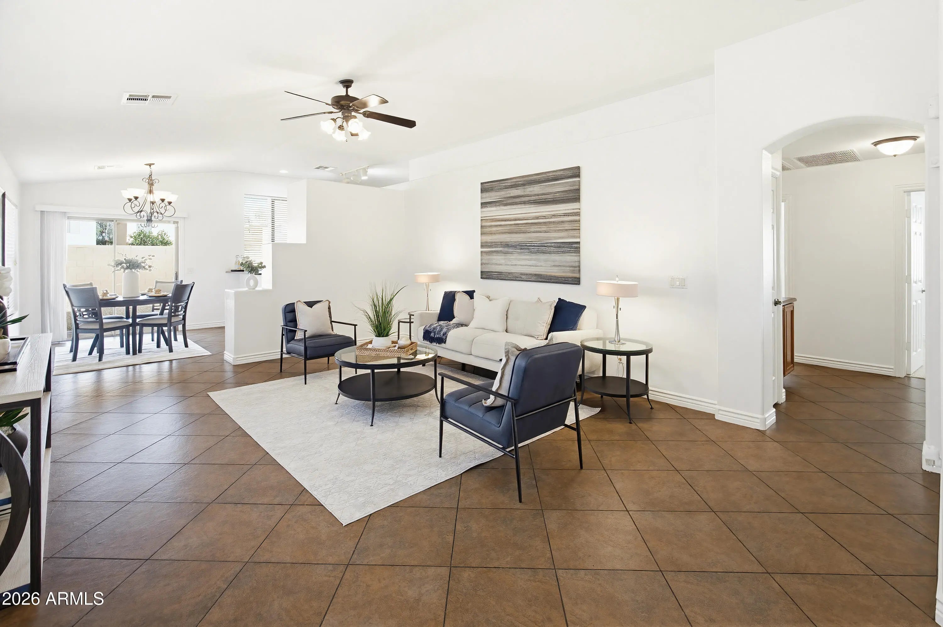 Photo of Listing #6990696