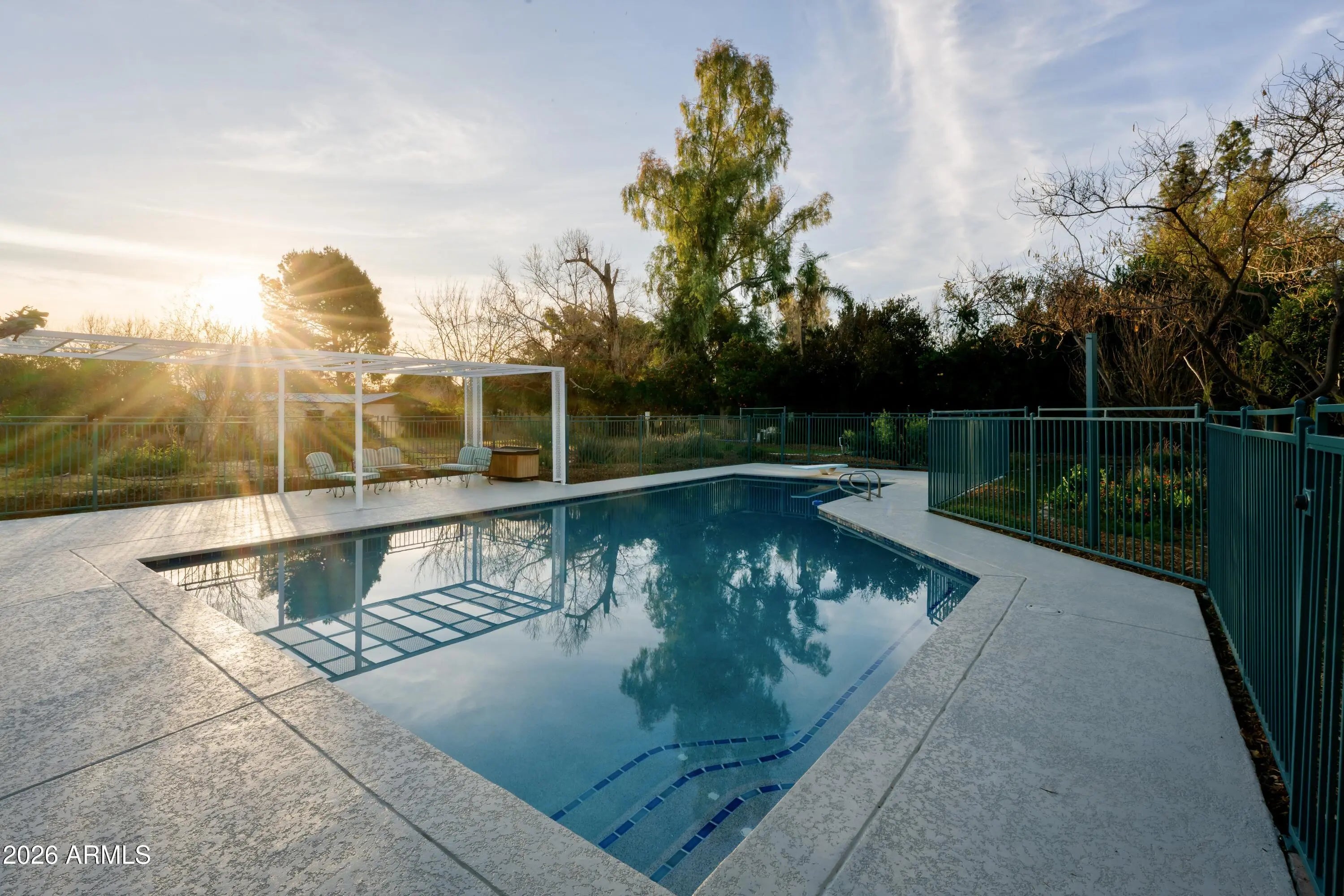 Photo of Listing #6990455