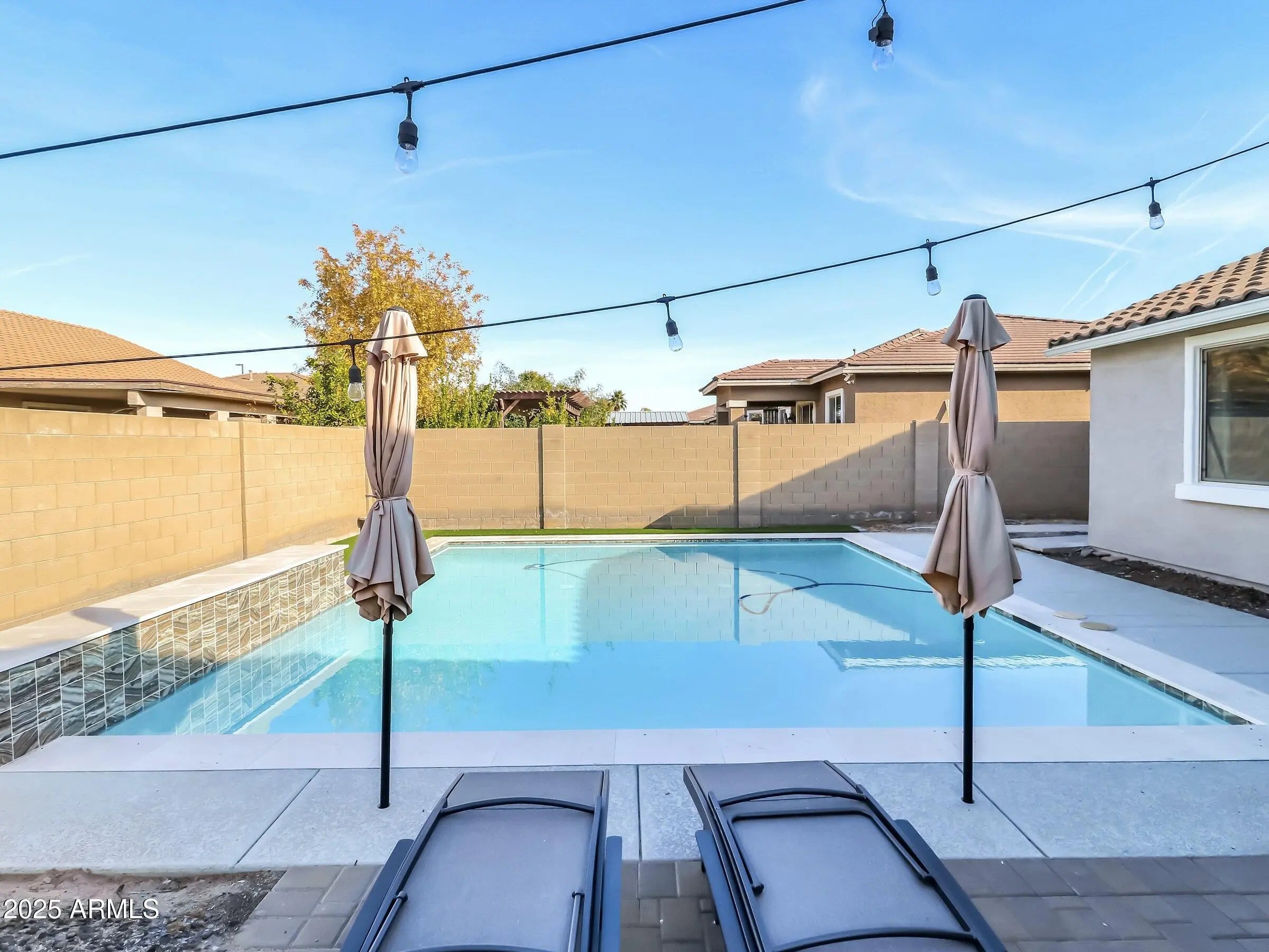 Photo of Listing #6990468