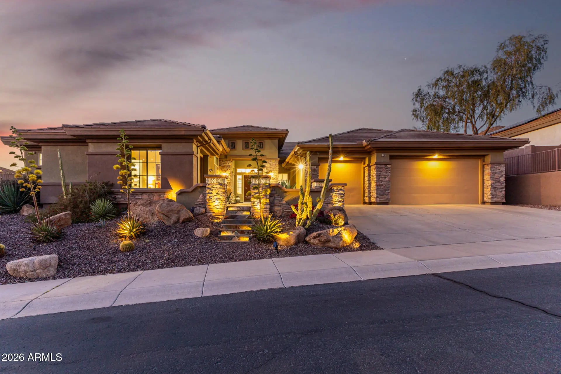 Photo of Listing #6991169