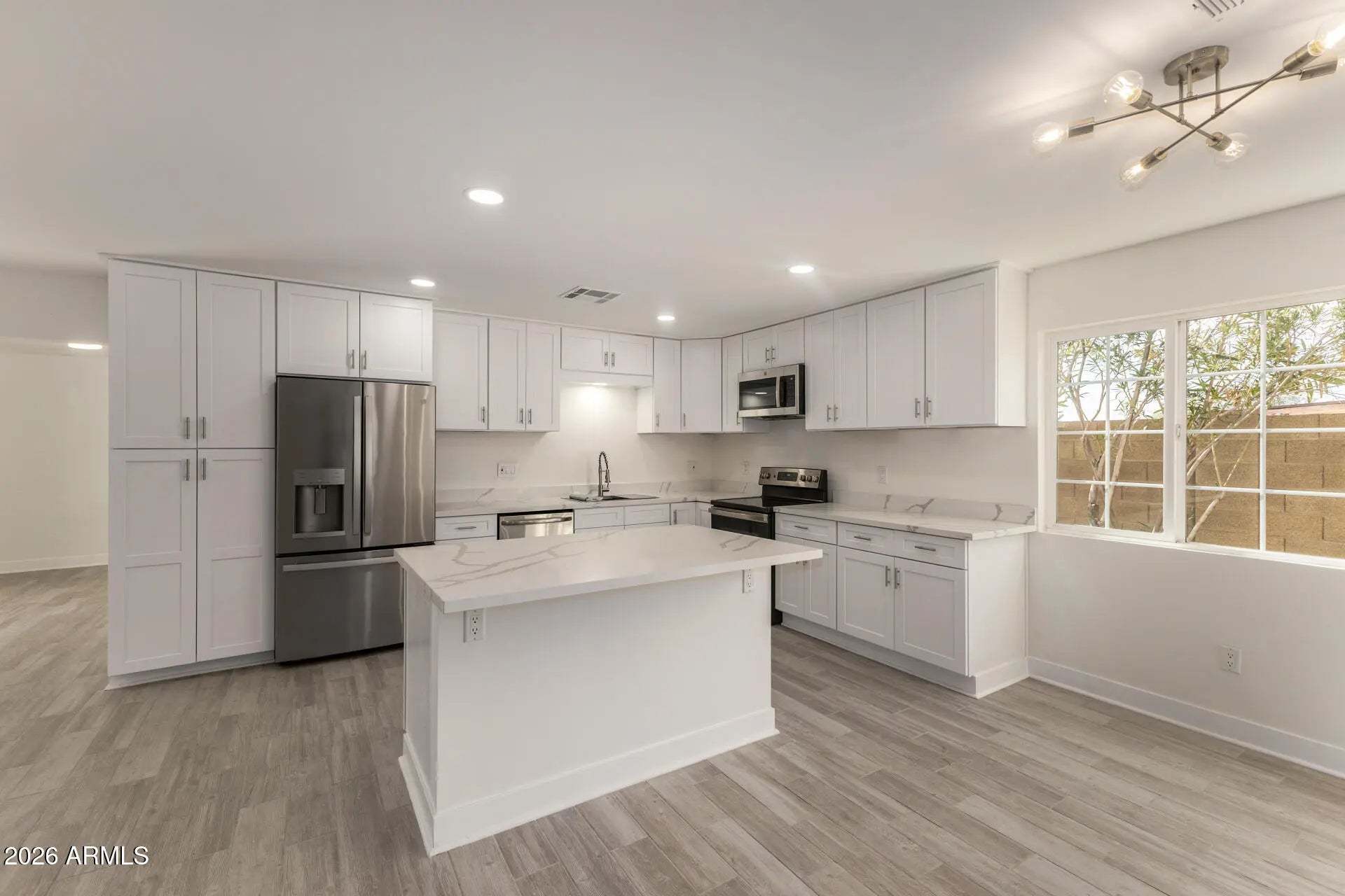 Photo of Listing #6991899