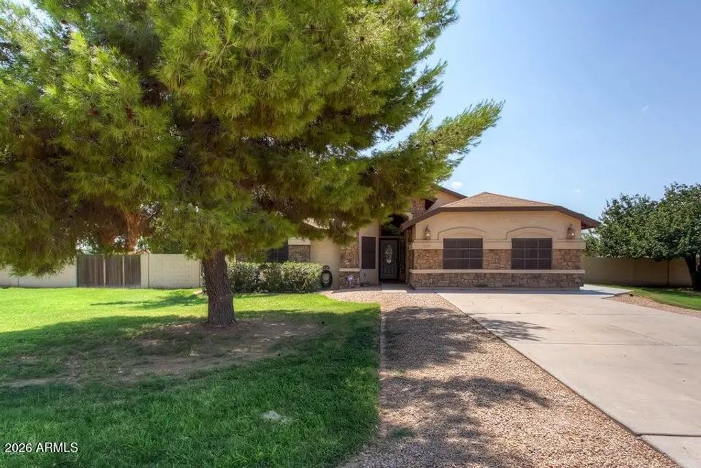19511 E Calle De Flores, Queen Creek
