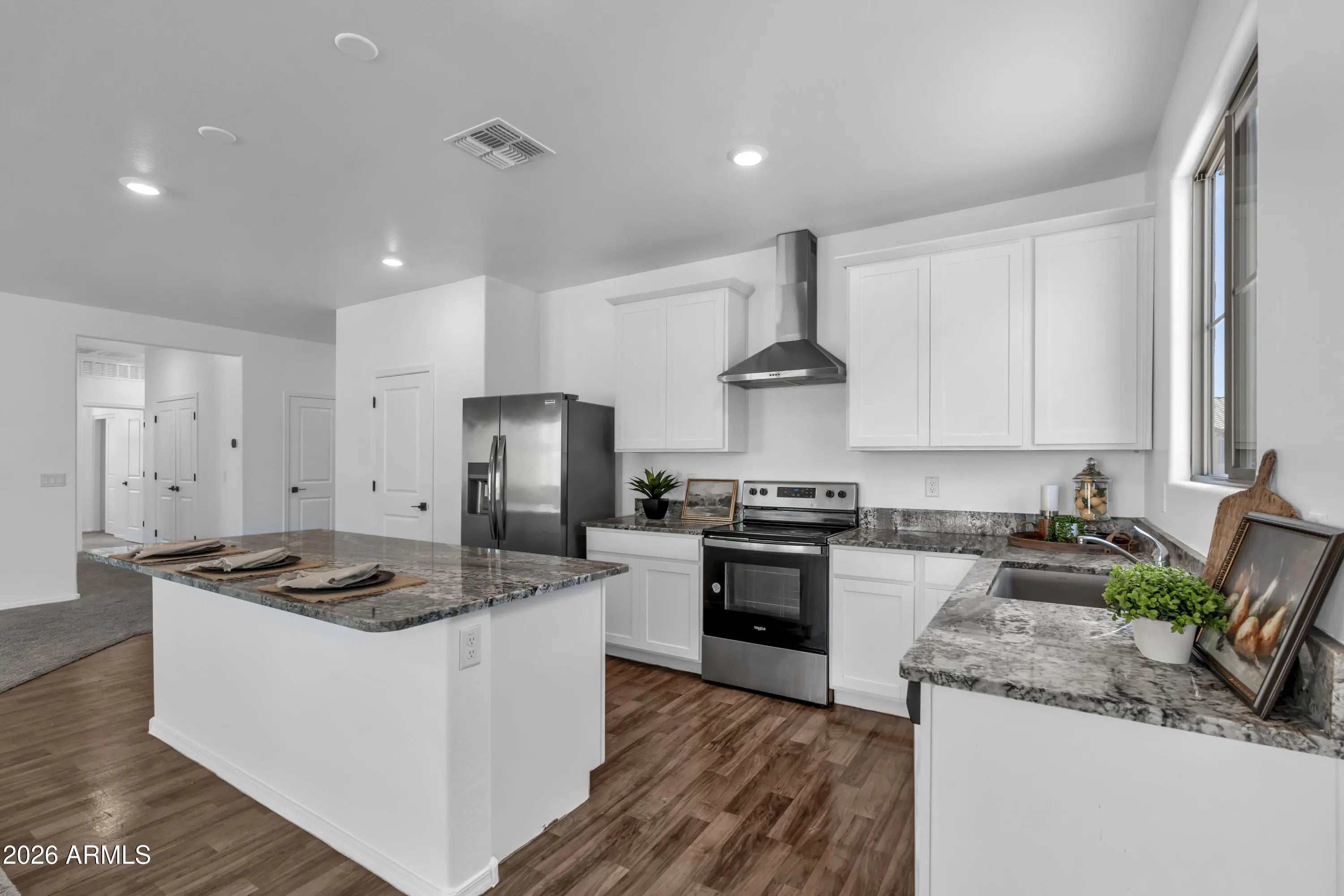 Photo of Listing #6993803