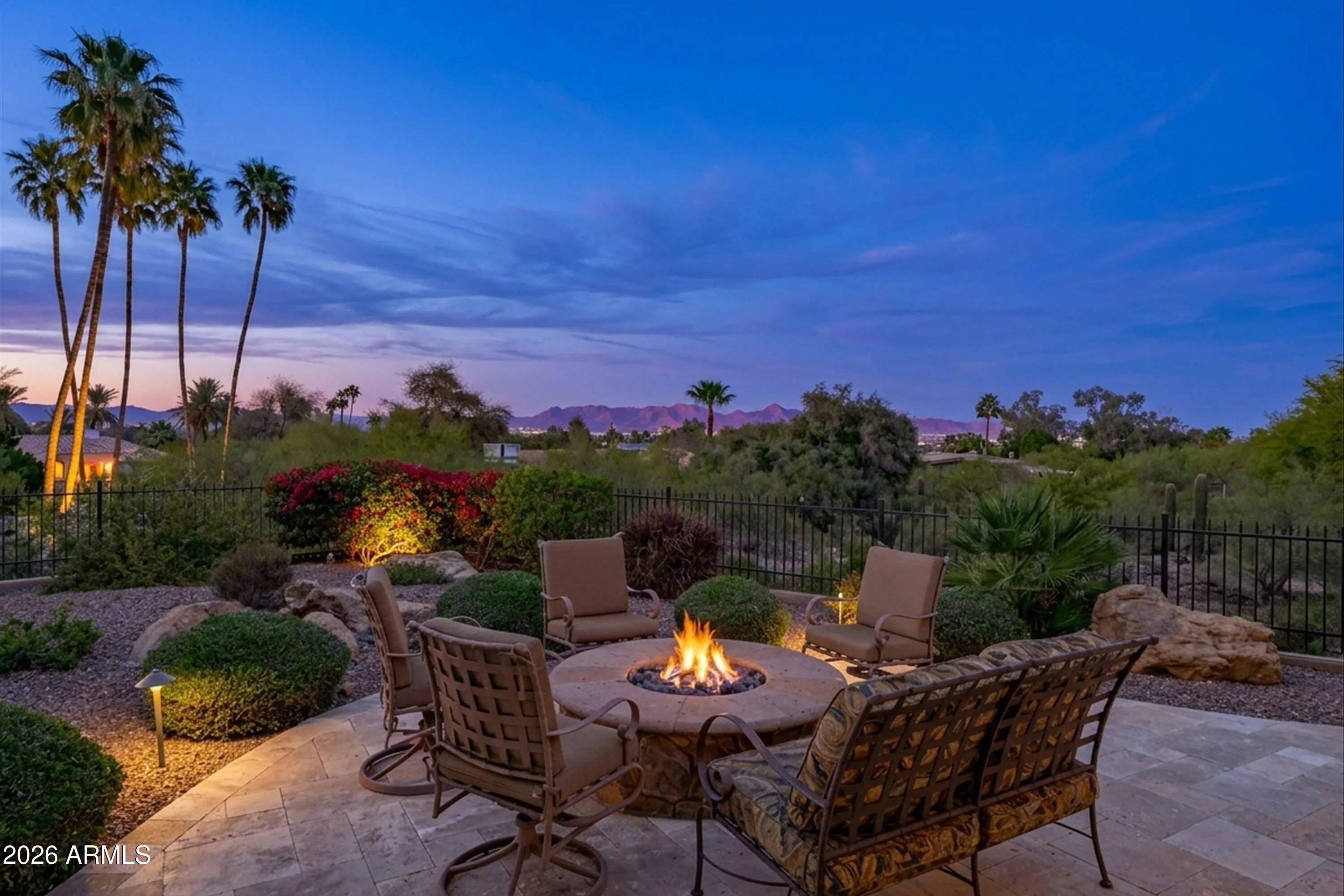 Photo of Listing #6991877