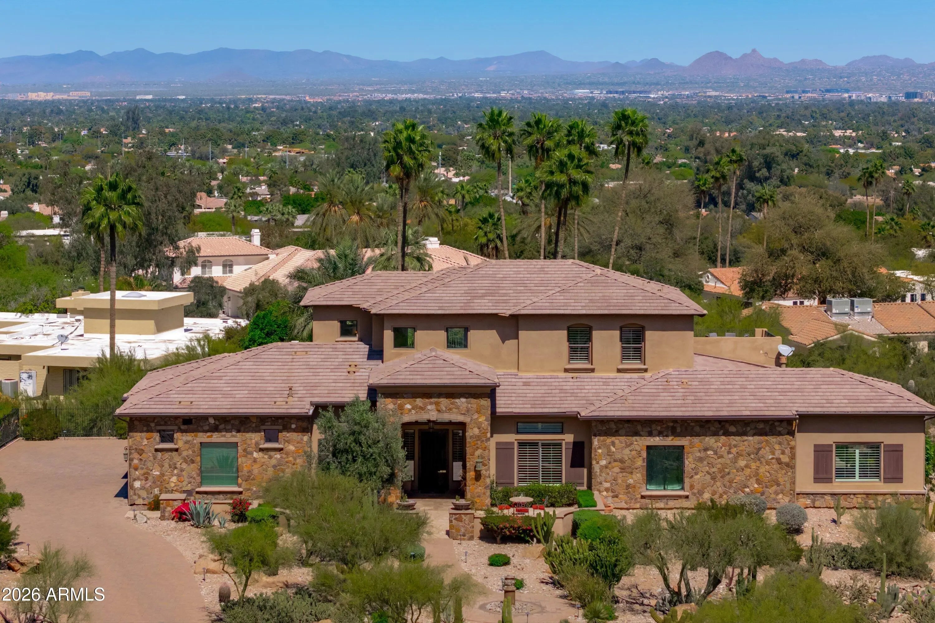 Photo of Listing #6991877