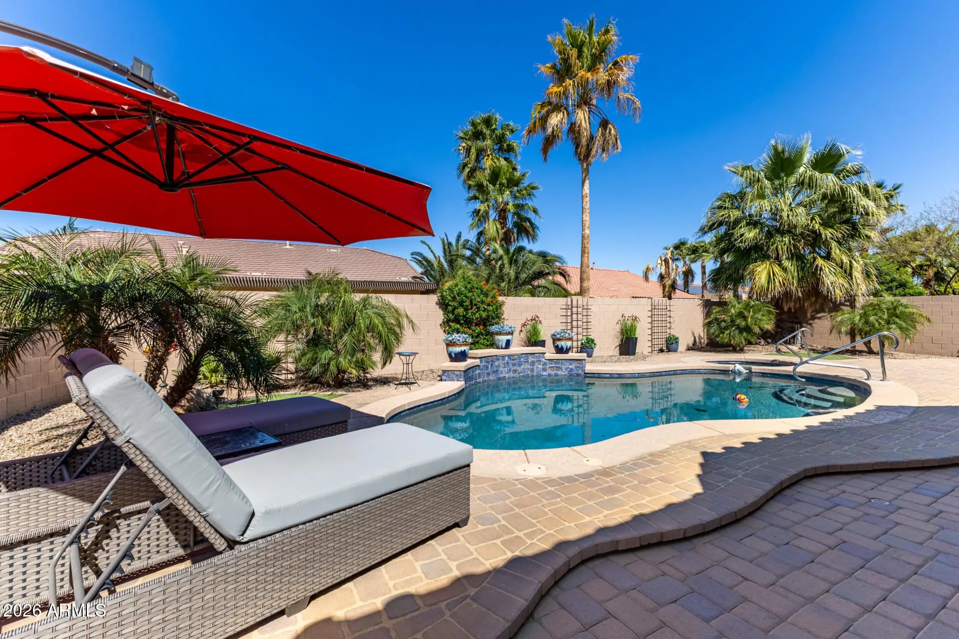 Photo of Listing #6991770